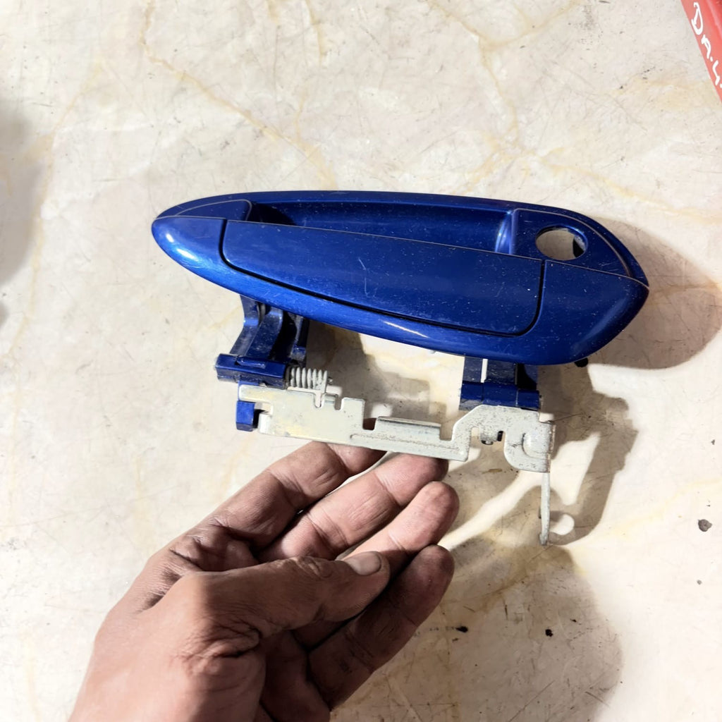 FIAT GRANDE PUNTO 2005-2012 FRONT RIGHT DRIVER EXTERIOR DOOR HANDLE OFFSIDE
