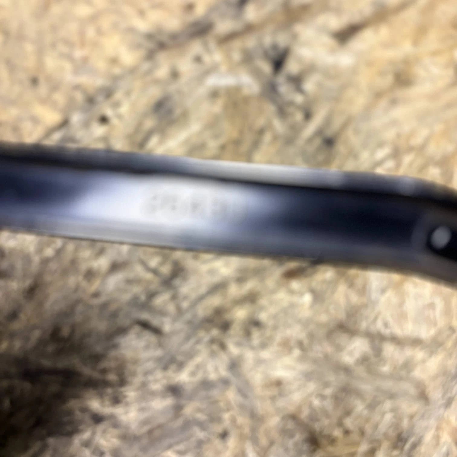 2013 Chevrolet Trax Battery Tray Mount Bracket Holder 2643U