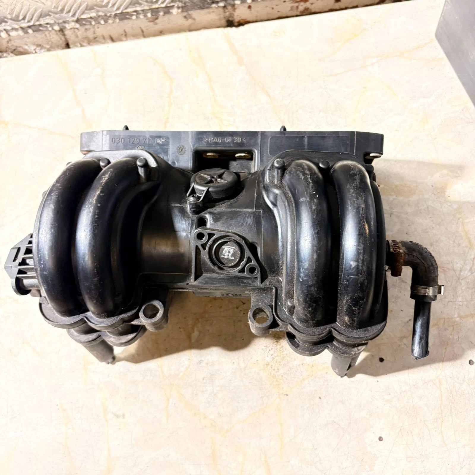 VW Polo 6N2 1.0 8V ALD 1.4 8V AUD Inlet Manifold 030129711BP
