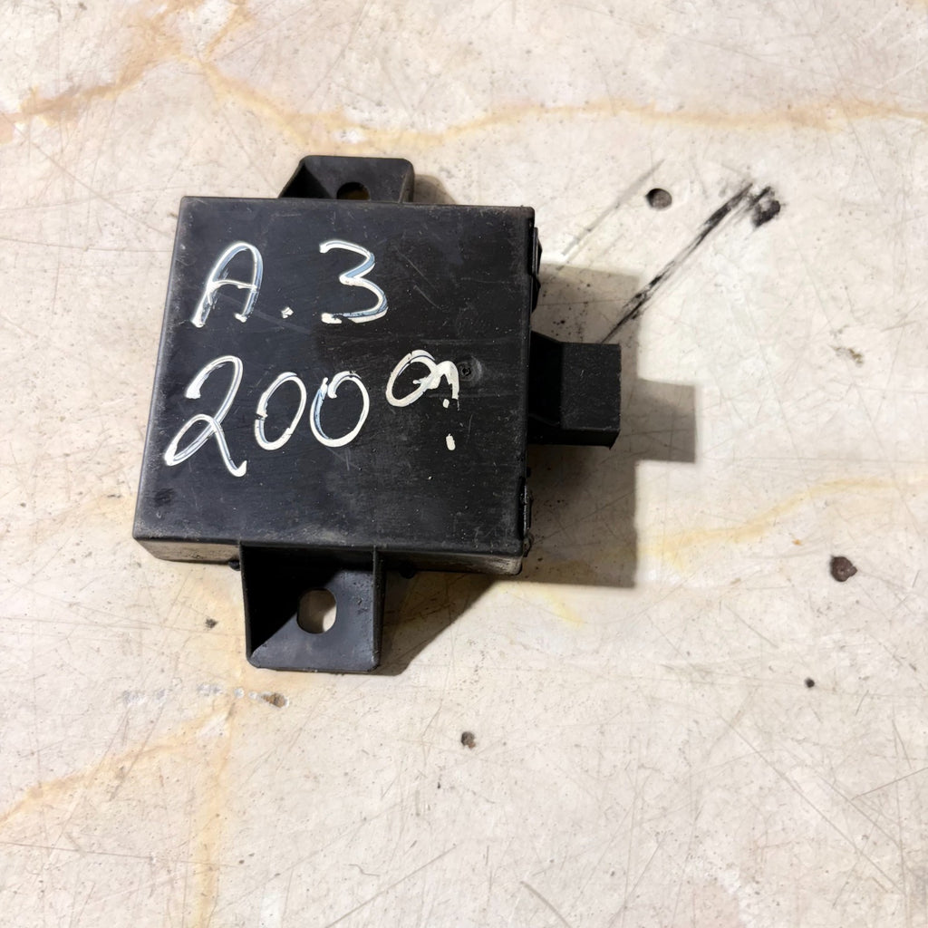AUDI A3 S3 8P 2003-2012 ALARM CONTROL MODULE ACM