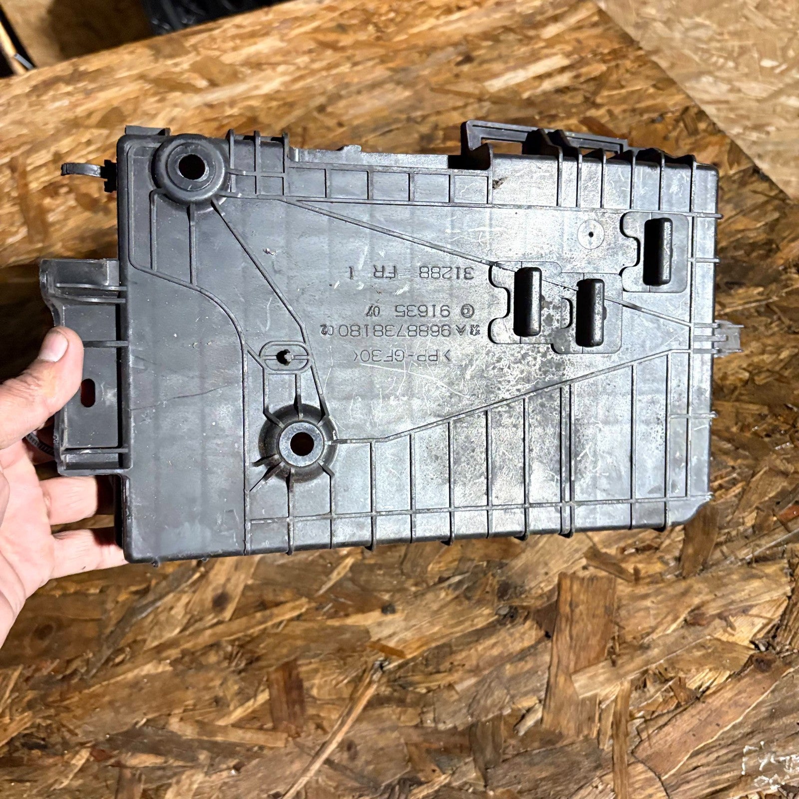 CITROEN C3 MK2 2009-2013 BATTERY TRAY CARRIER HOLDER BOX BRACKET HOUSING