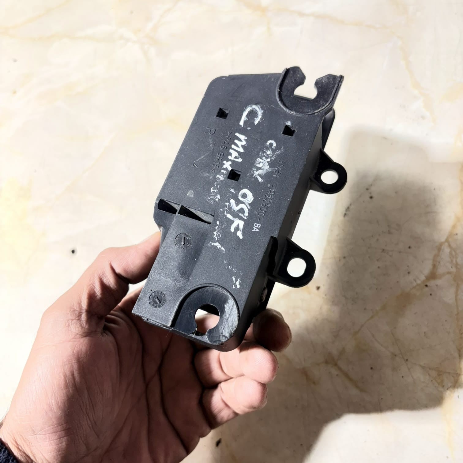 Ford C-Max door handle door handle DRIVER front right 3M51-R22600-BA (01) OSF