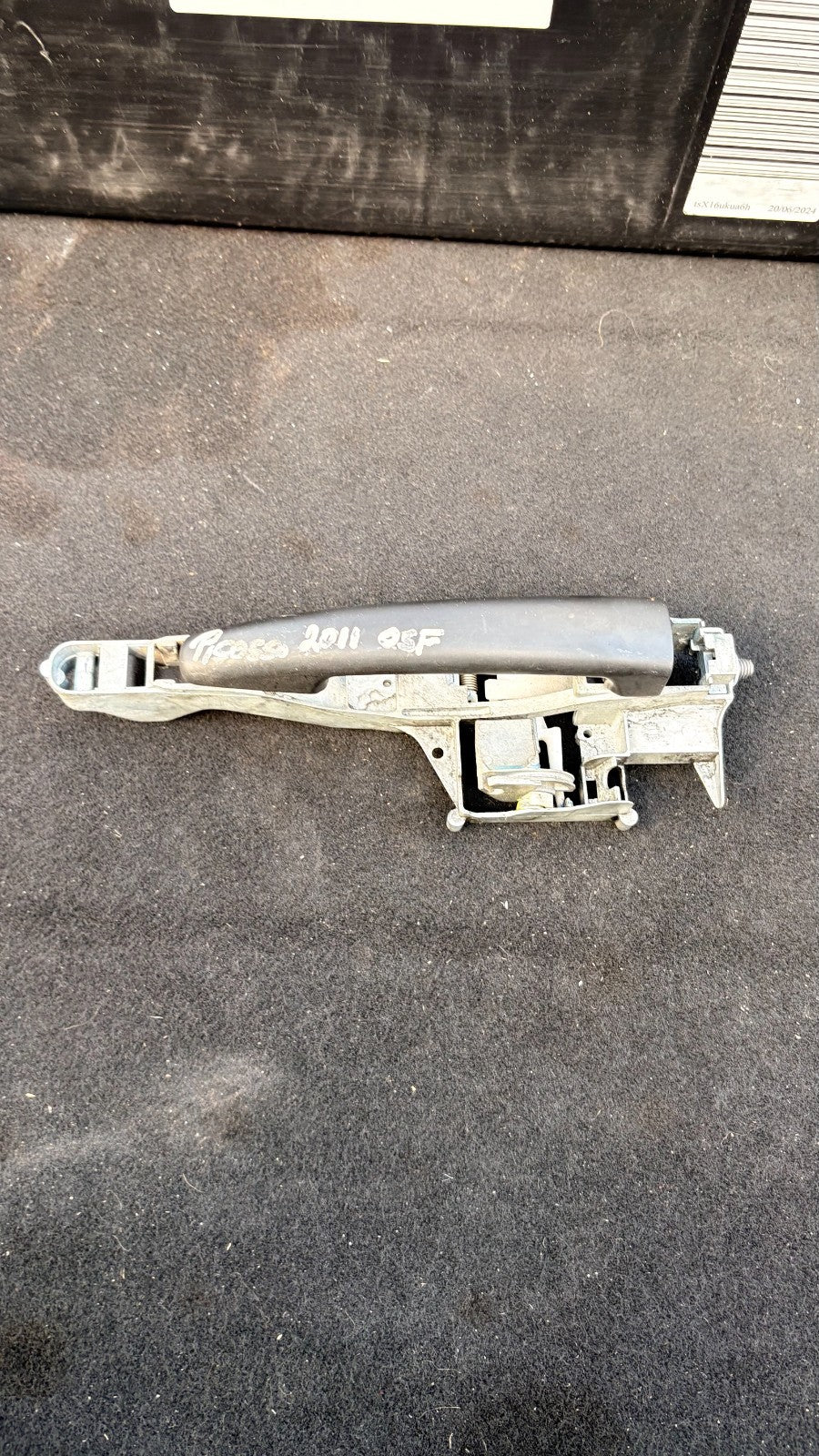 Citroen Picasso 2011 Front right front door exterior handle 1199D4
