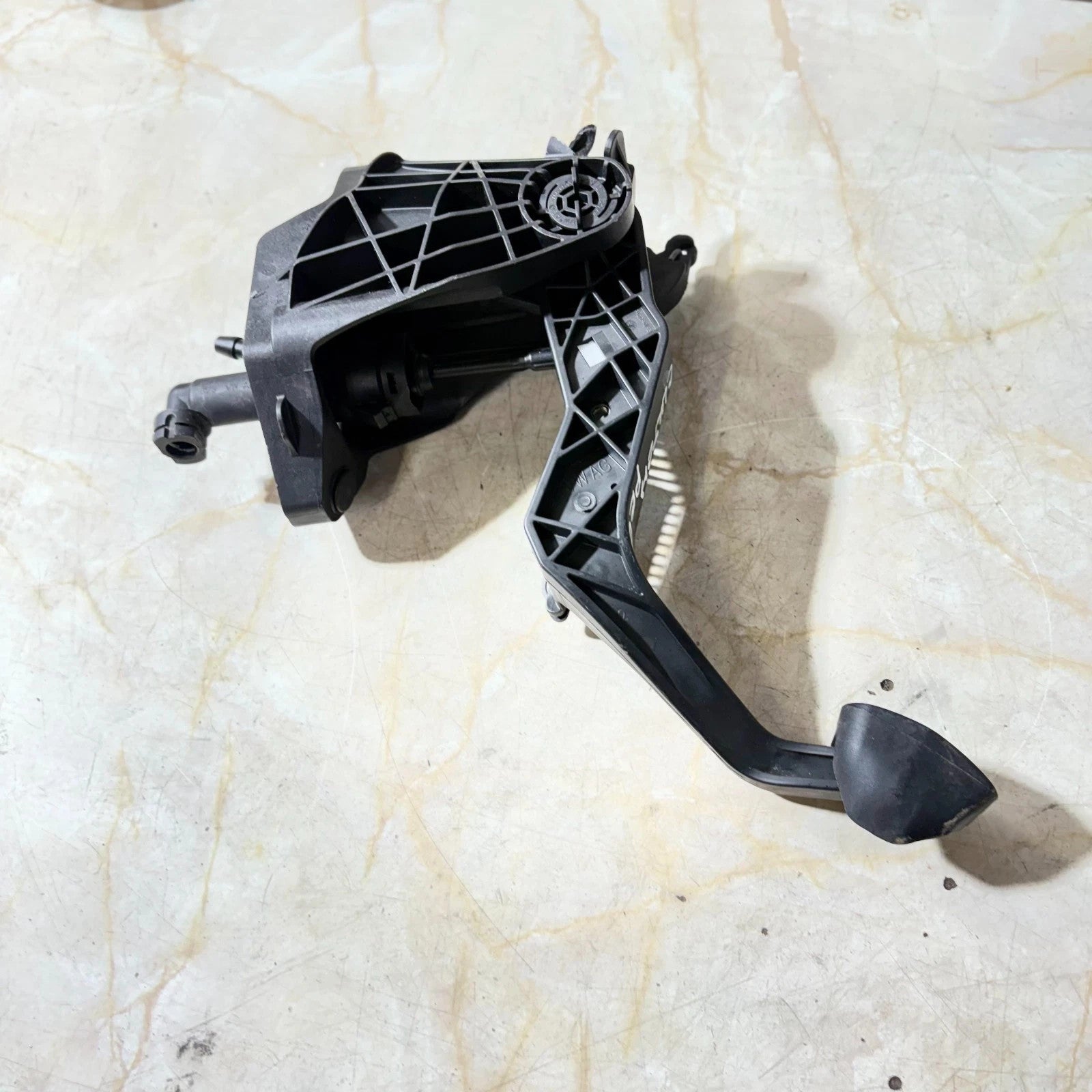 2008-2017 SEAT IBIZA MK4 (6J) CLUTCH CYLINDER 6R2 721 059 E