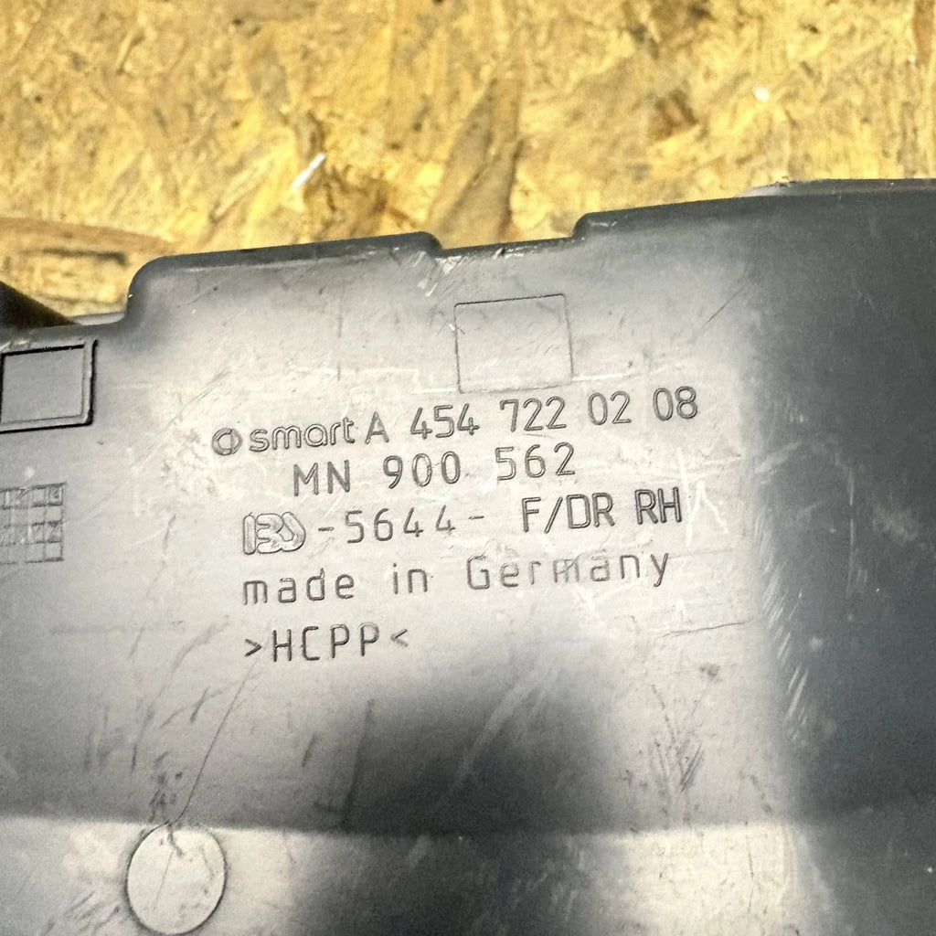 Smart Forfour W454 2004-2006 Front Right Door Hinge Cover Trim A4547220208