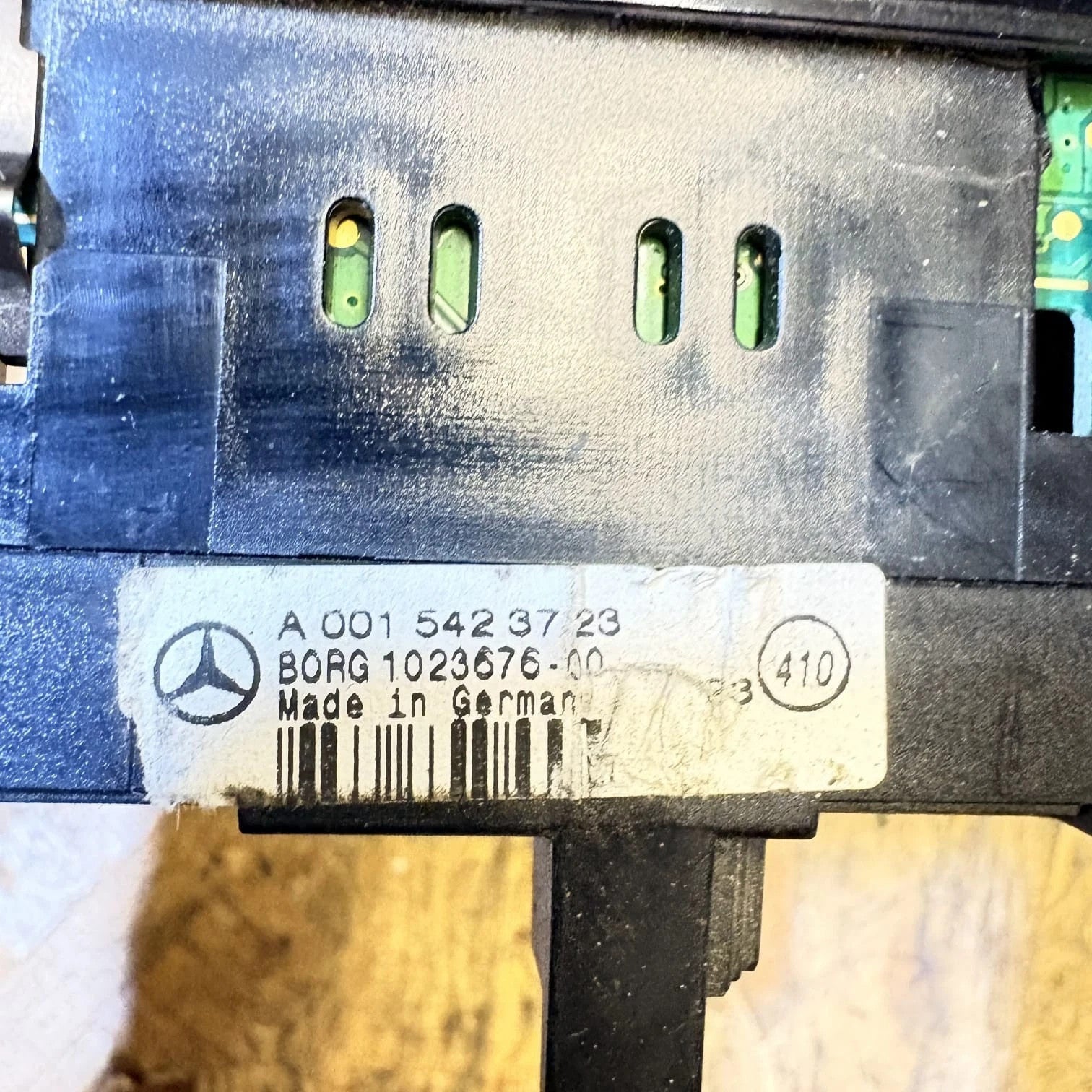 MERCEDES GL PARKING SENSOR DISPLAY SCREEN A0015423723 X164