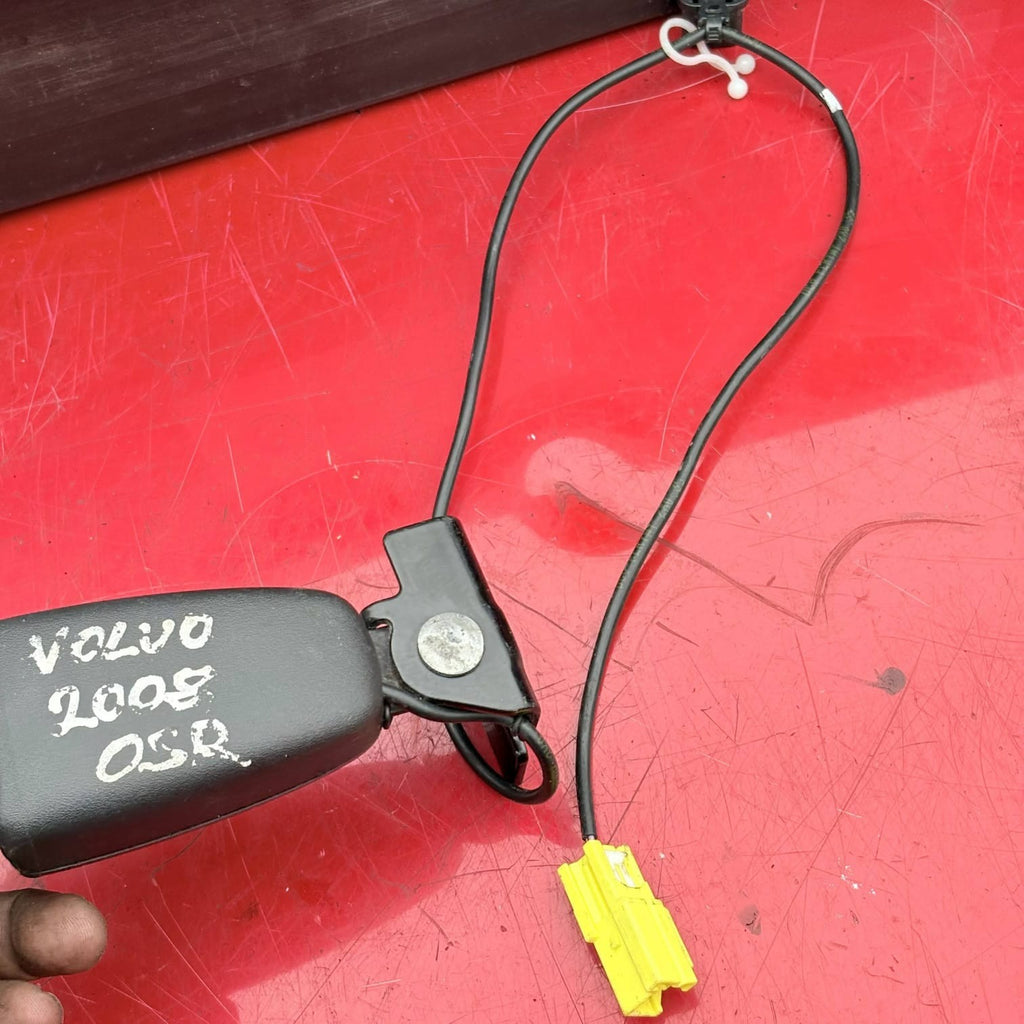 Volvo C30 2008 Rear Right Driver Side Seat Buckle Stalk 8686941 Free Delivery #1