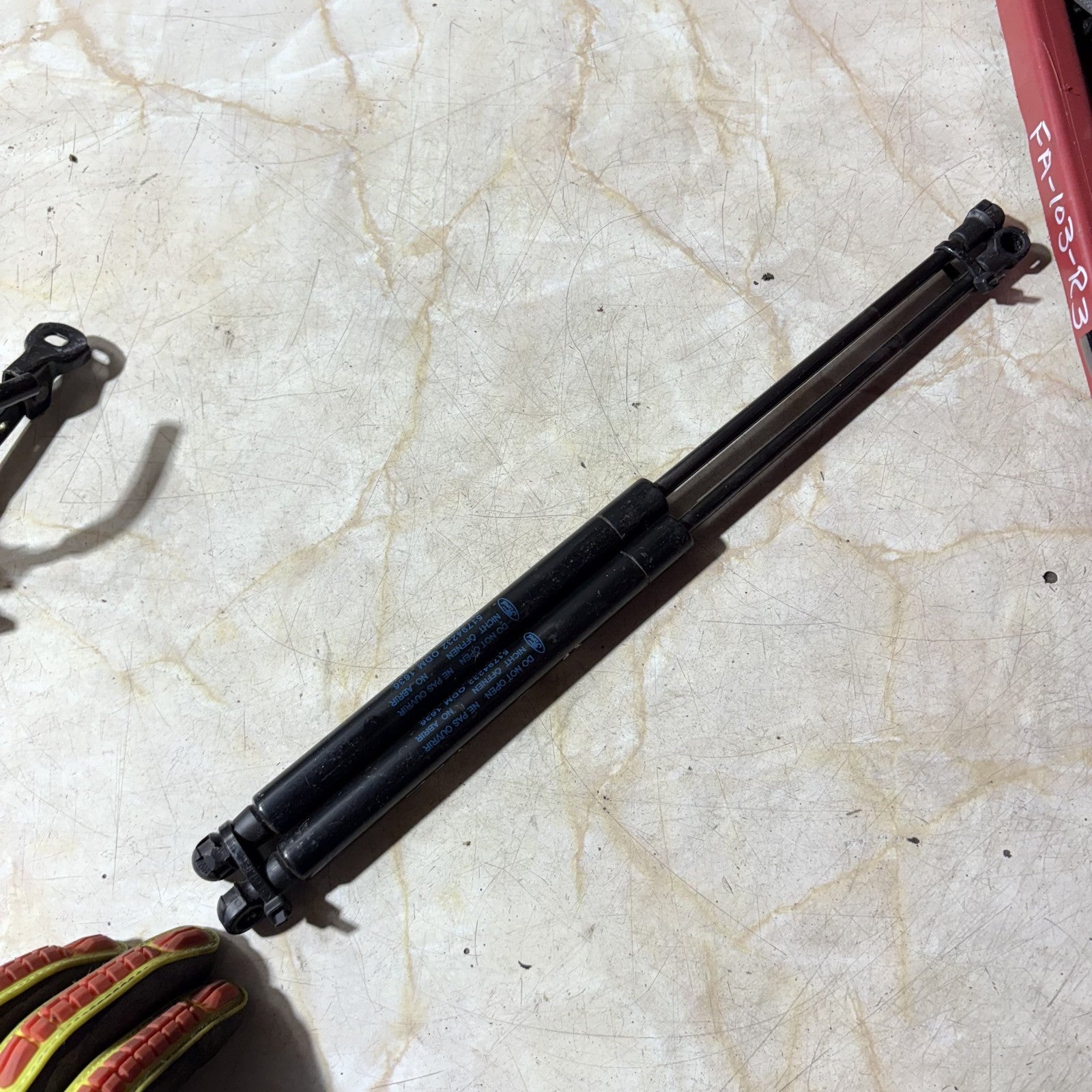 FORD KA MK2 2008-2016 EDGE TAILGATE GAS STRUTS PAIR 51794232 ODM