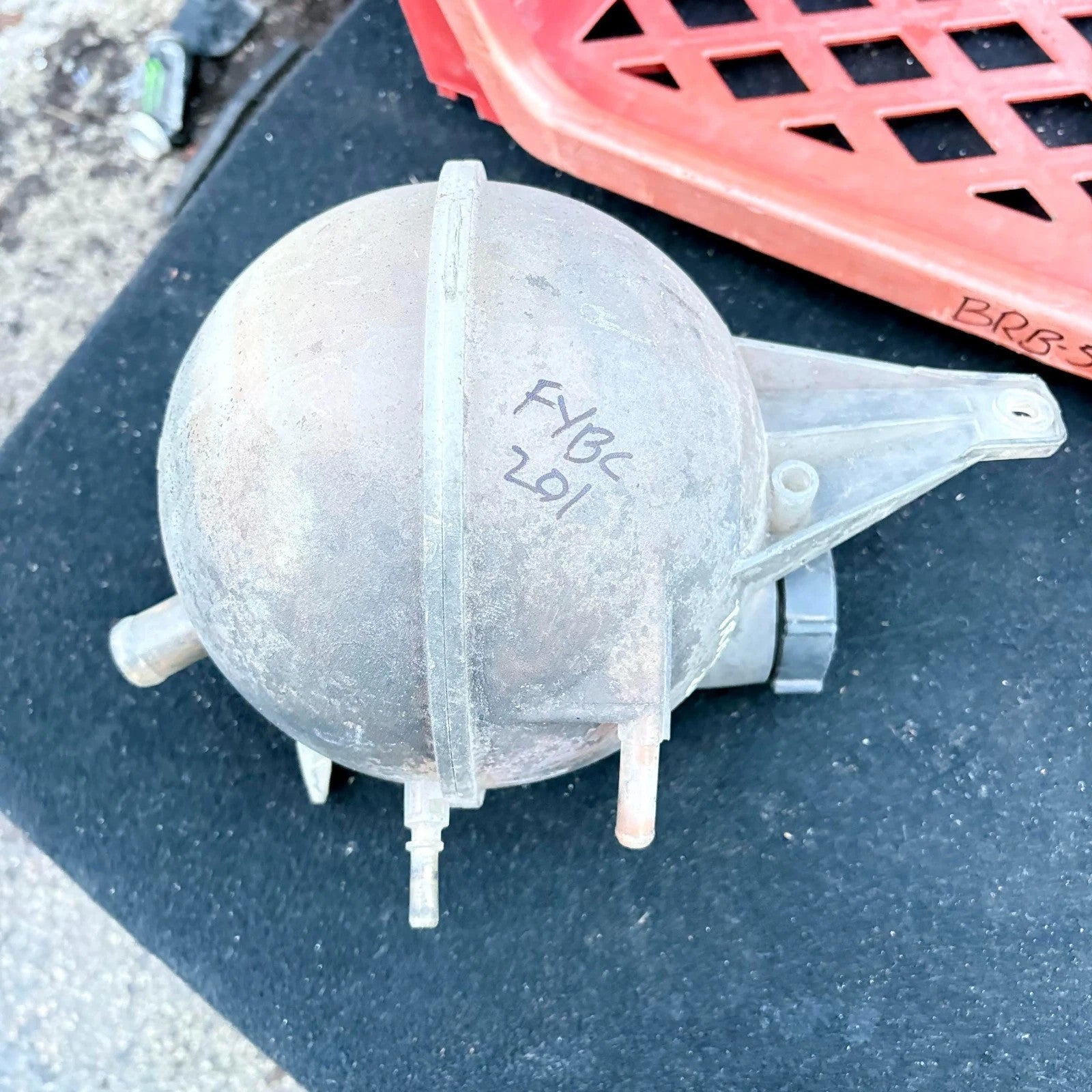 Ford Transit Expansion Tank Overflow Bottle 2006-2014B
