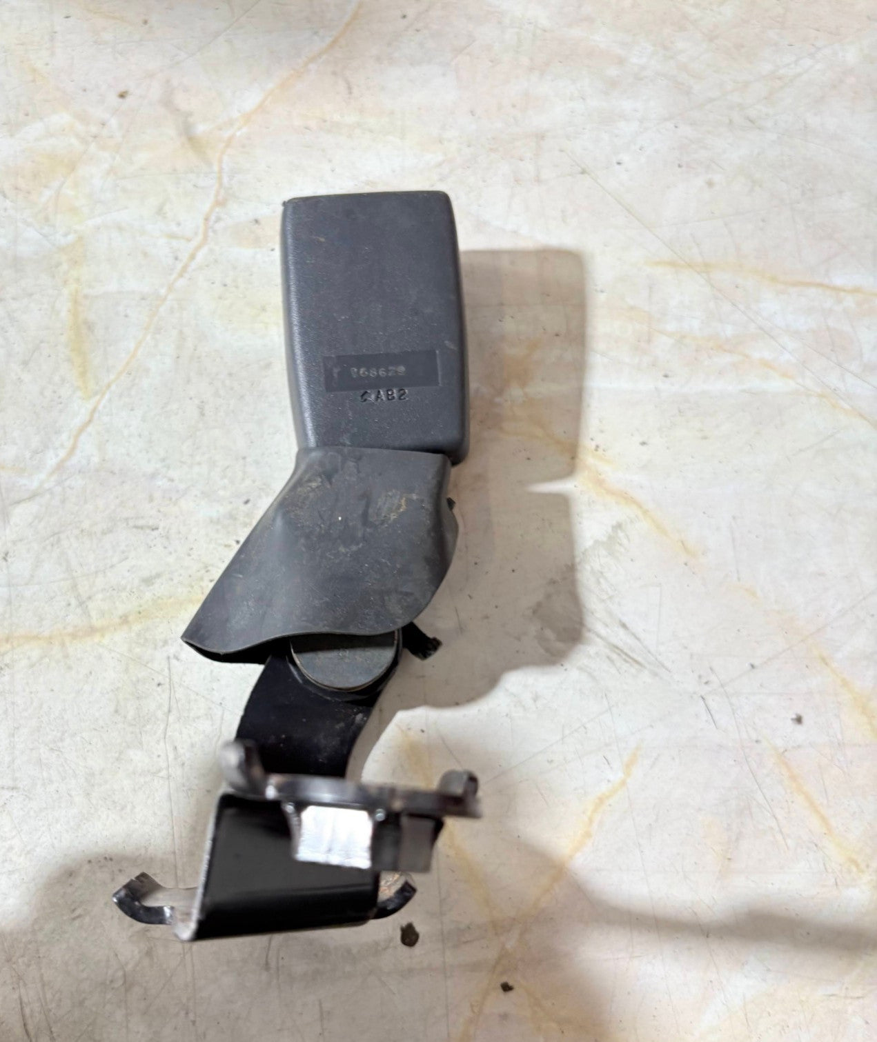 Toyota Avensis T250 2003-2008 Rear Right Driver Side Seat Belt Buckle