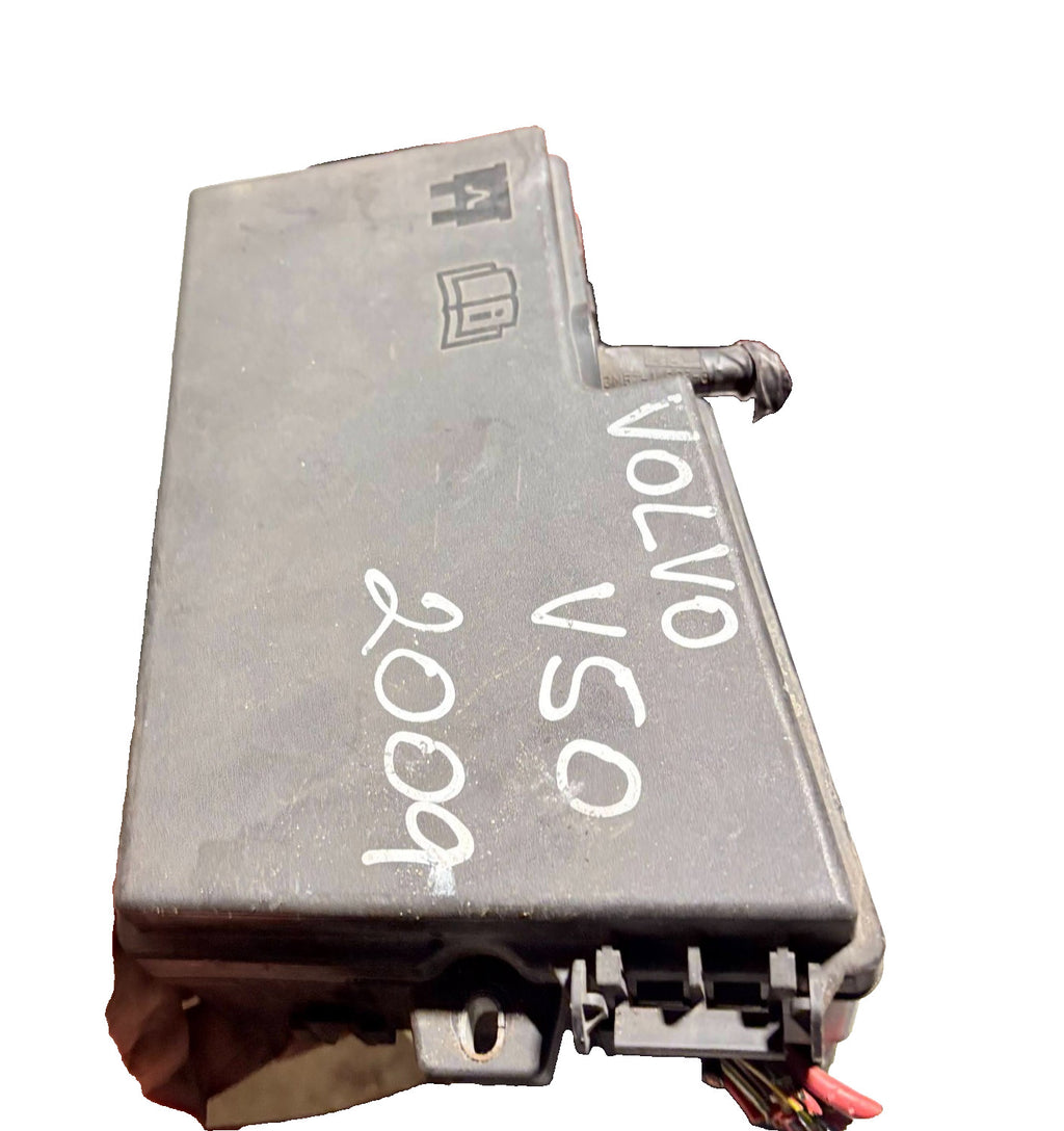 VOLVO V50 2004-2012 FUSE BOX 30786995