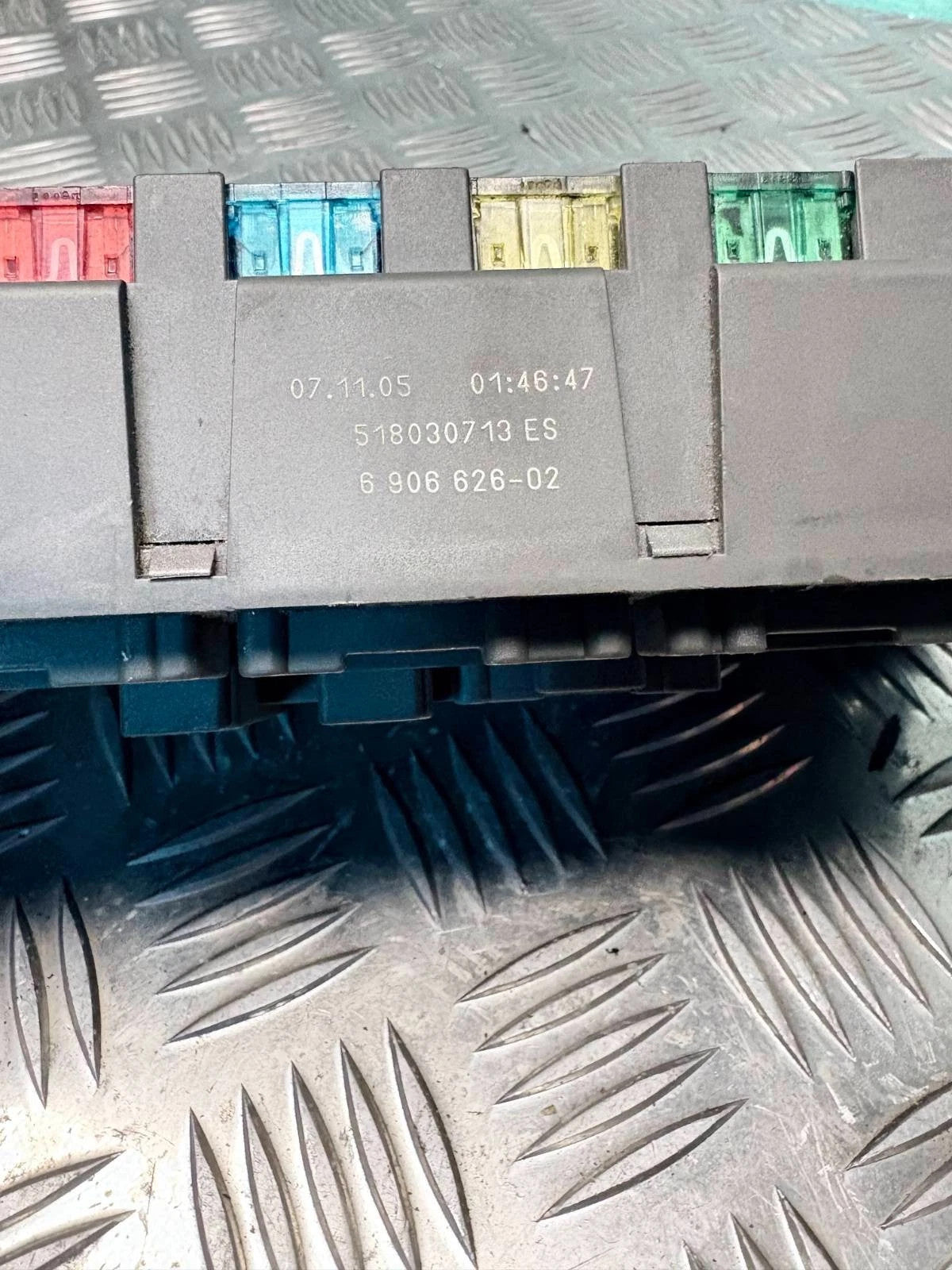 MINI FUSE BOX 16V (66KW) BER. 3P/B/1598CC. 518030713 ES 2001-2006