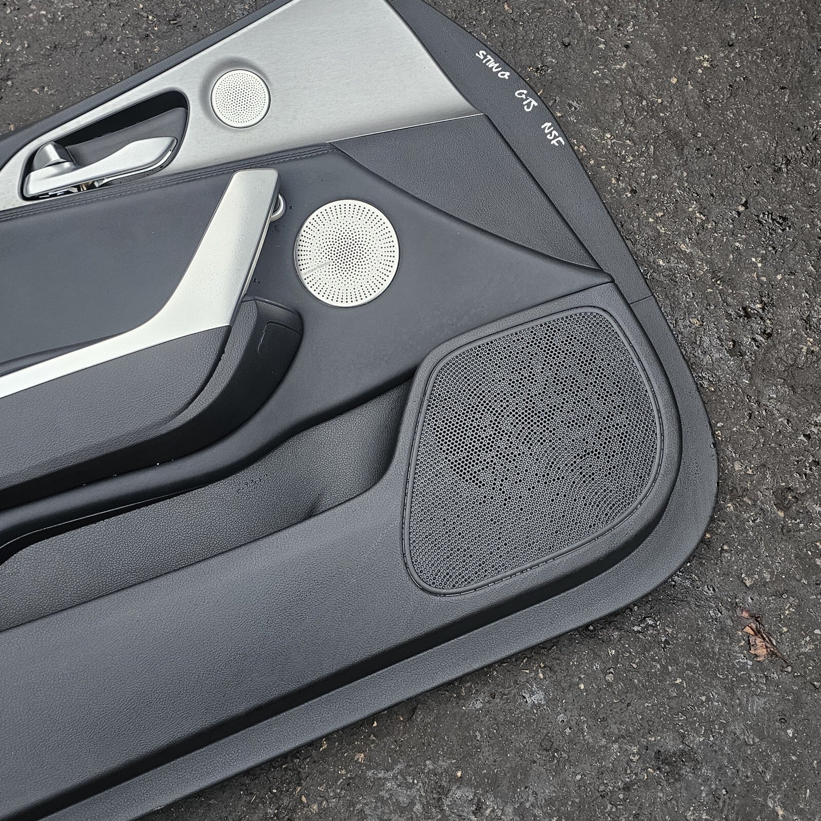 KIA STINGER Mk1 (CK) DOOR CARD 82305J5440CCS KIA 17-23 PASSENGER FRONT LEFT
