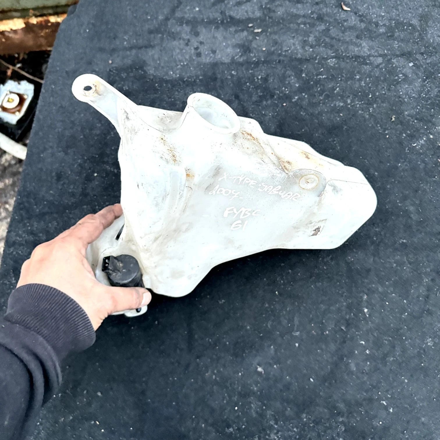 Jaguar X-Type 2004MY Saloon Windscreen Washer Reservoir Bottle C2S8800