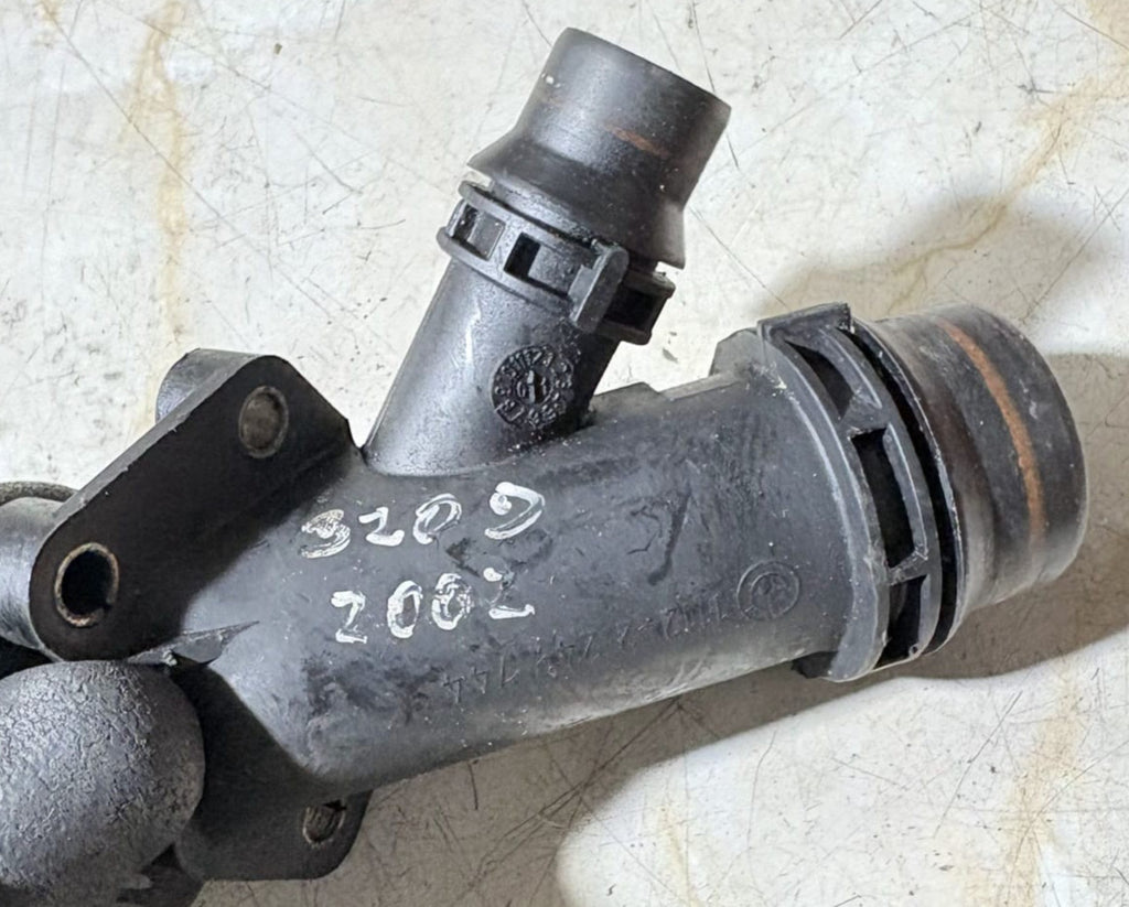 BMW 3 Series (E90, E91) Cooling System Flange, 1112-2247744 2002