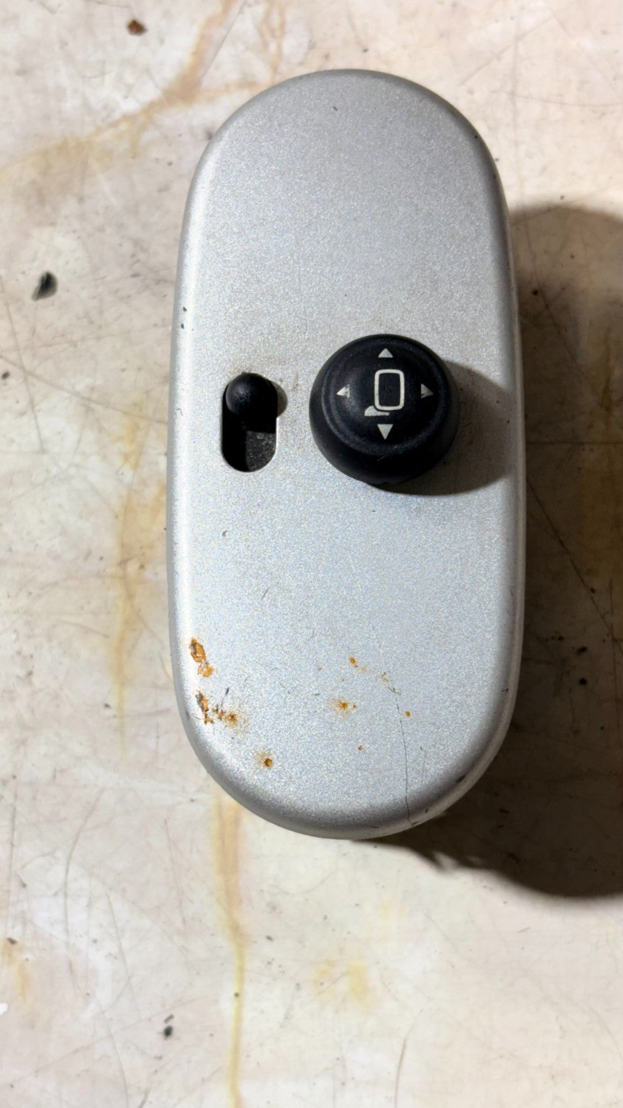 Mini Cooper 2002 Electric Wing Mirror Control Unit 6 915 123