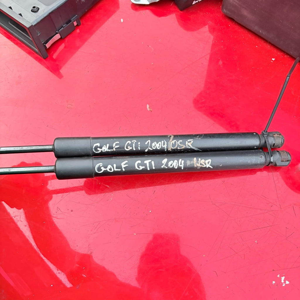 AUDI A7 BONNET GAS STRUT LEFT & RIGHT 4G8823359A 2004