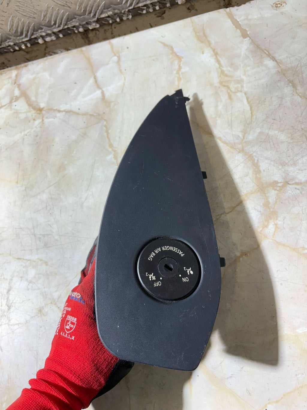 7141065 Left Side Cover of Dashboard Mini Cooper 2006 R50/R53 Gen 1
