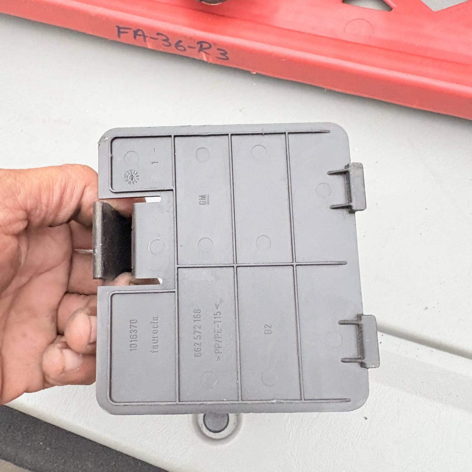 Vauxhall Opel Insignia A Interior Fuse Box Cover Trim Panel 1016370 662572168