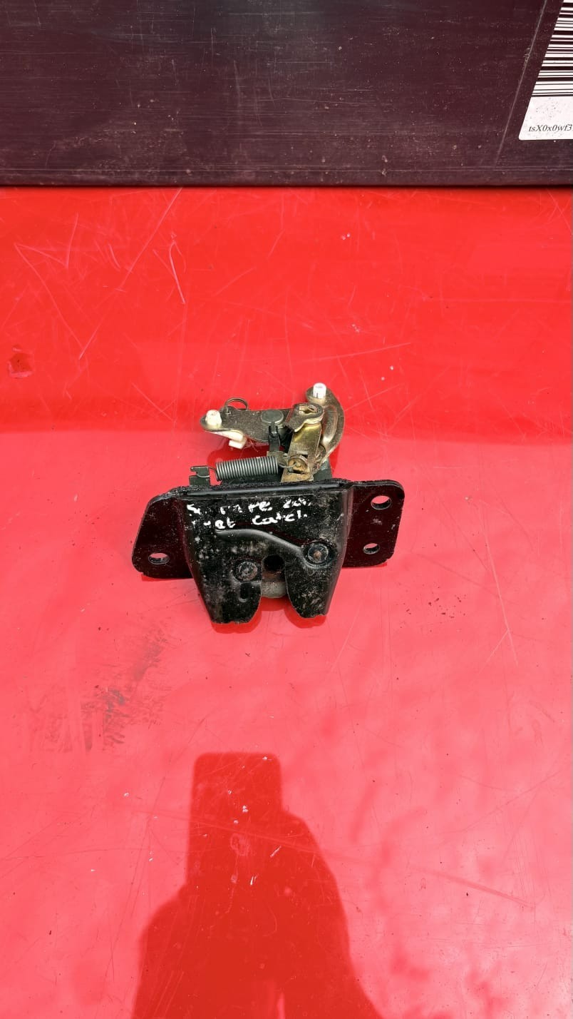 Hyundai Tucson JM 2006 Tailgate Boot Lid Lock Catch Latch AMD156798