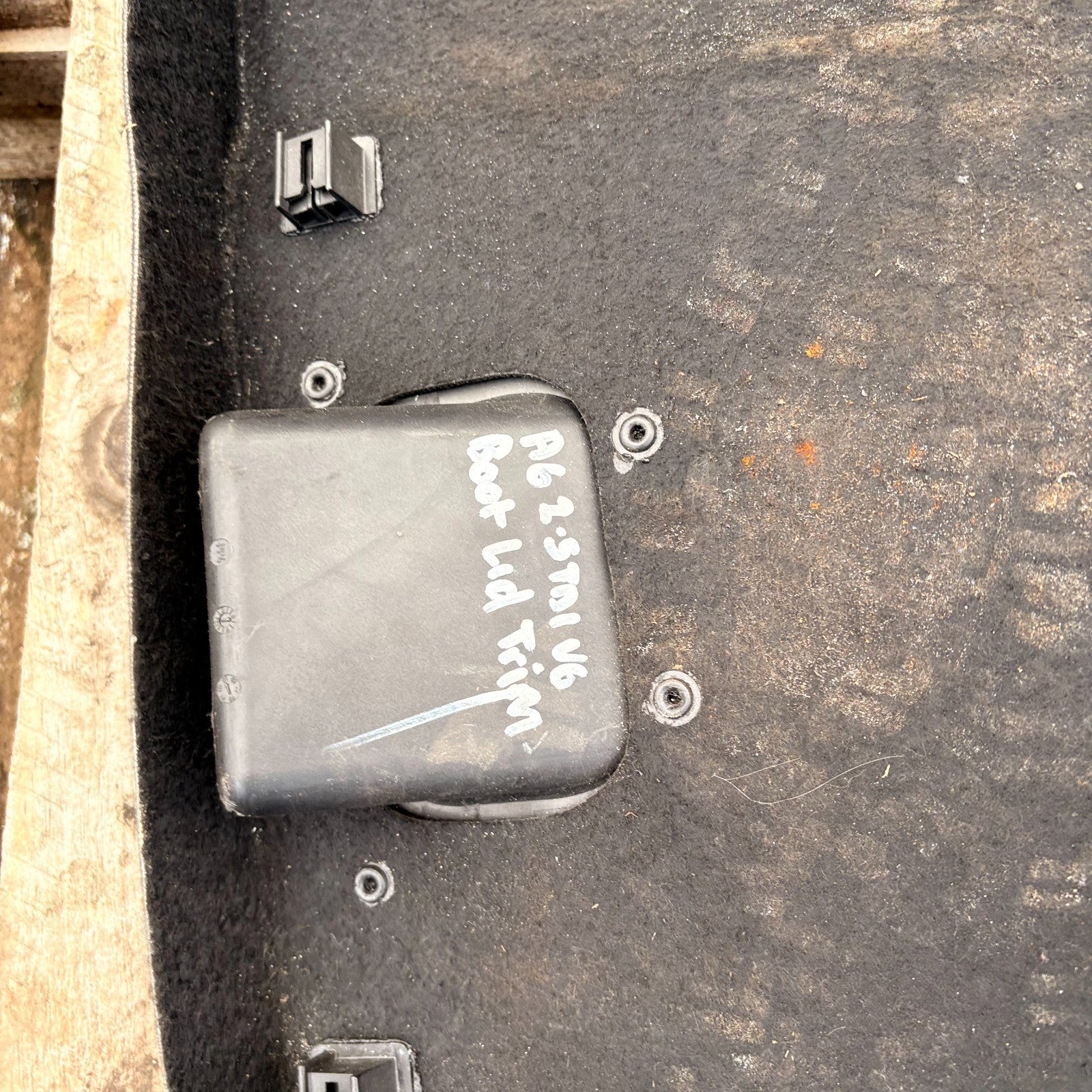 2002-2004 Audi A6 Boot Lid Trim