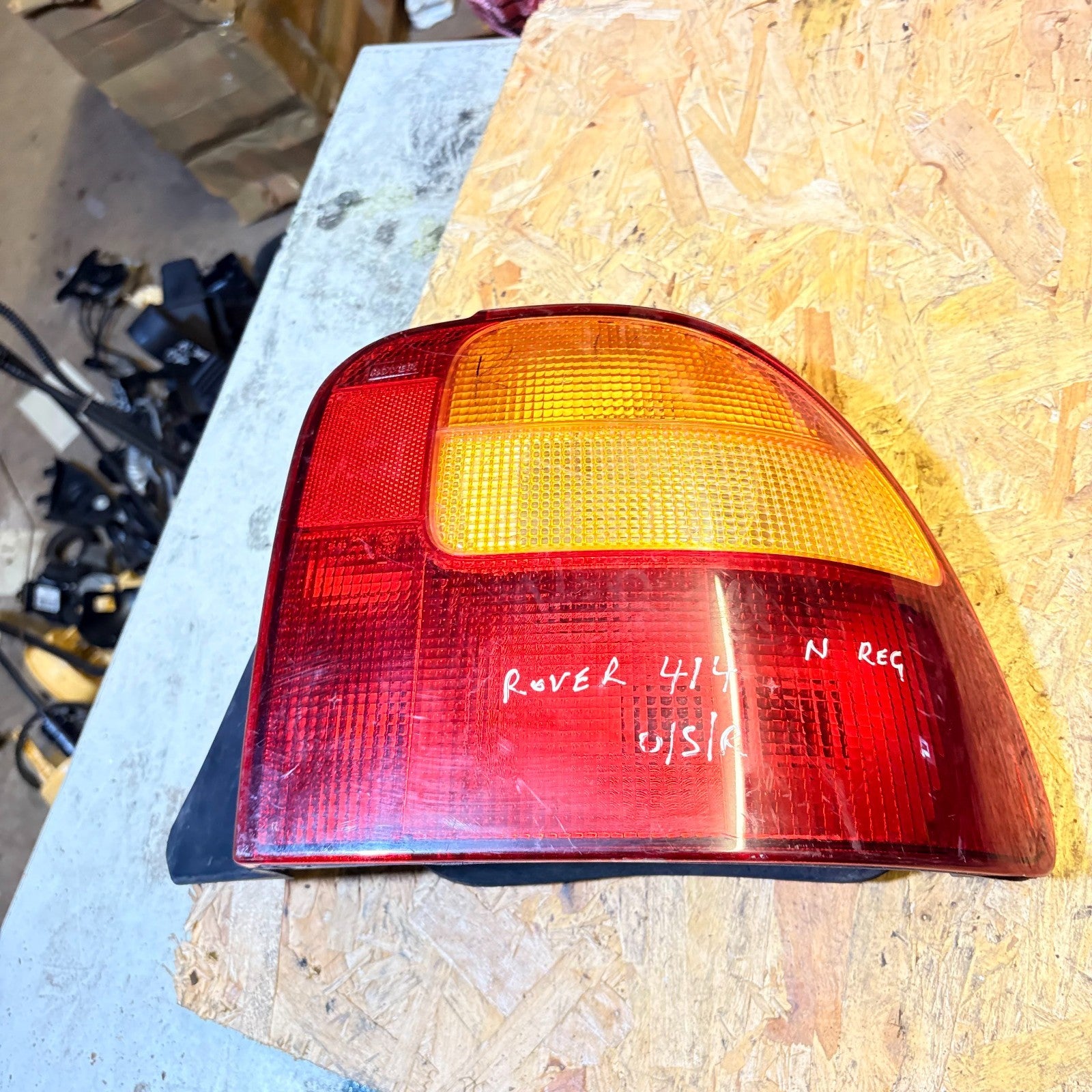 ROVER 414 1995-1999 5DR REAR TAIL LIGHT DRIVERS SIDE OFFSIDE REAR