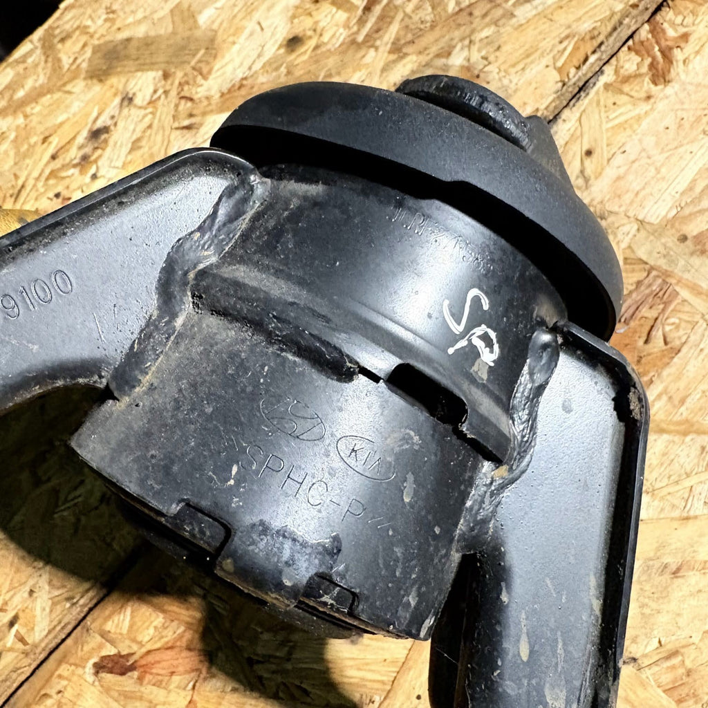 KIA Sportage Diesel 100kW Engine mount bracket 21815D9100 DON4932