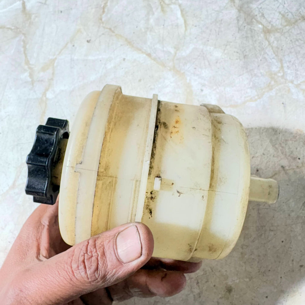 Power Steering Pump Oil Can Oil Tank LDV MAXUS 2007
