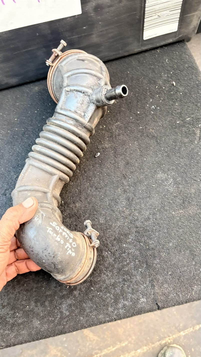 sorento RENAULT CLIO MK3 AIR INTAKE AIR INLET PIPE HOSE 8200500383C 1.5 DCI 2003