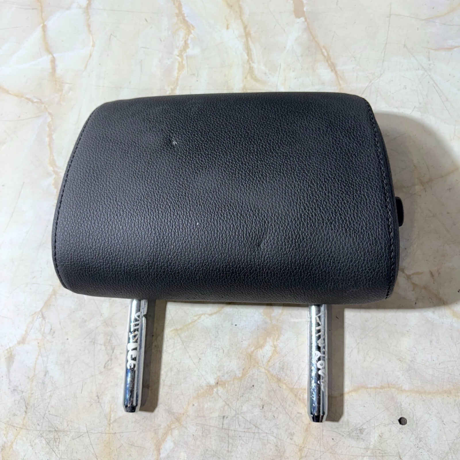 Bmw 1 Series Rear Centre Middle Headrest Head Rest E87 2007