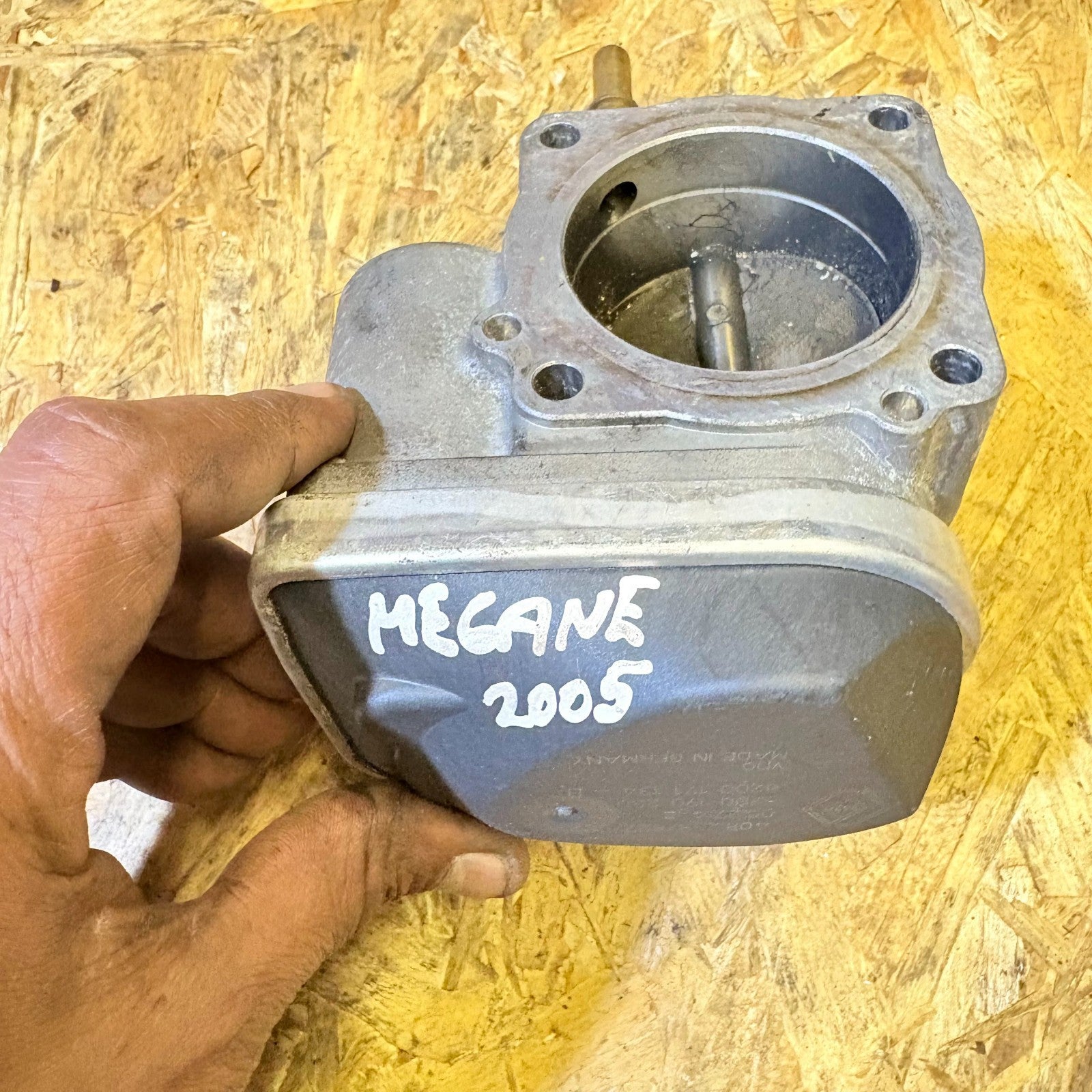 Renault Megane (2003-2006) Estate Throttle body 8200 190 230
