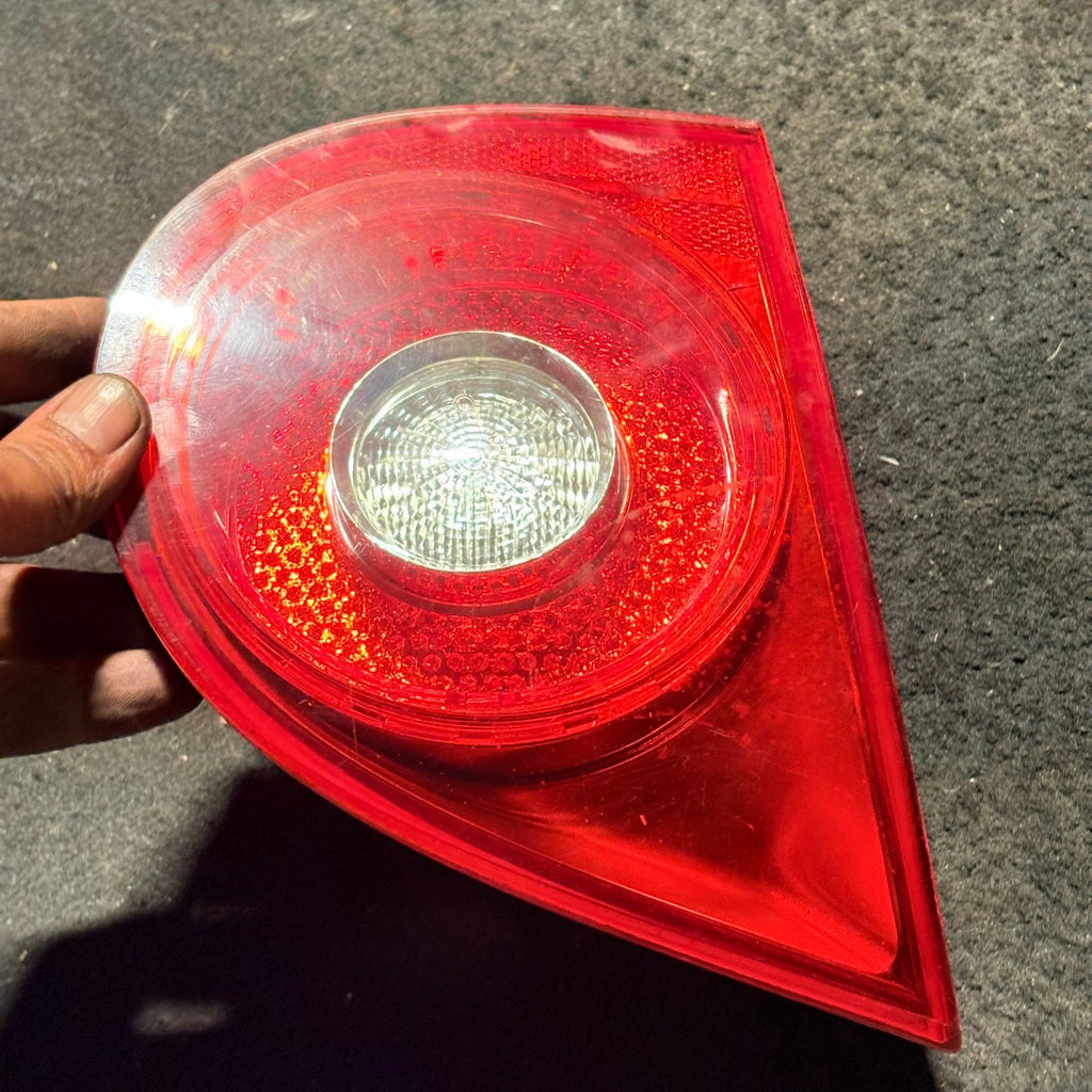 VW Golf Mk5 2004-2009 3/5 Door LHD Left Inner Tailgate Fog Light 1K6945093E