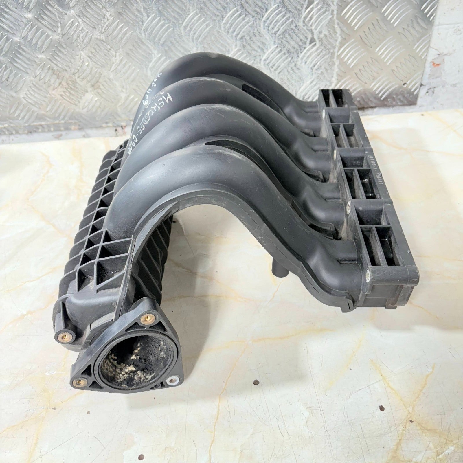 Mercedes C-Class W202 2.2 CDI Intake Manifold A6110901737 1997-2000 C200/C220