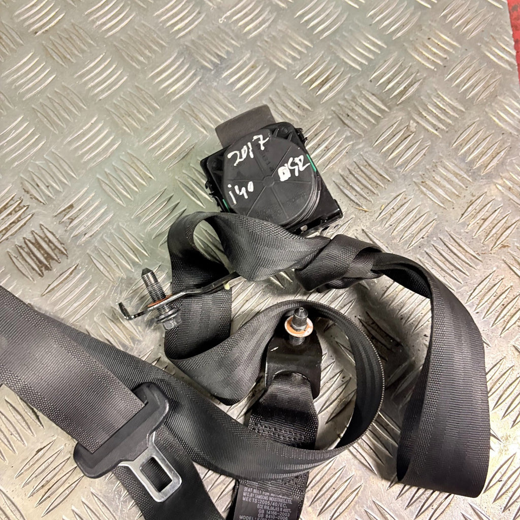 2017 HYUNDAI i40 4DR SALOON REAR RIGHT DRIVER SIDE SEAT BELT 898103Z100RY