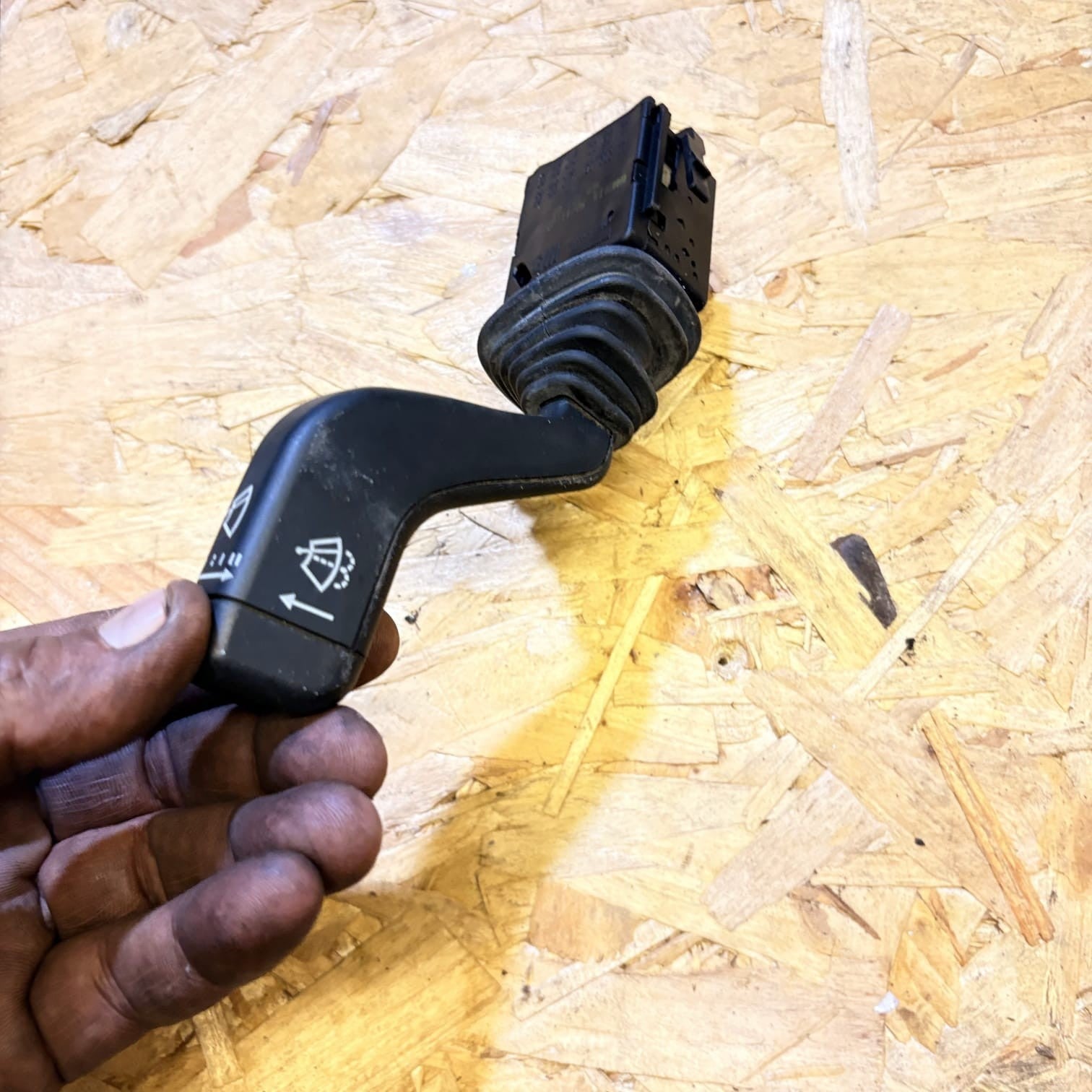 2004-2009 Opel Tigra switch wash/wipe 09185417