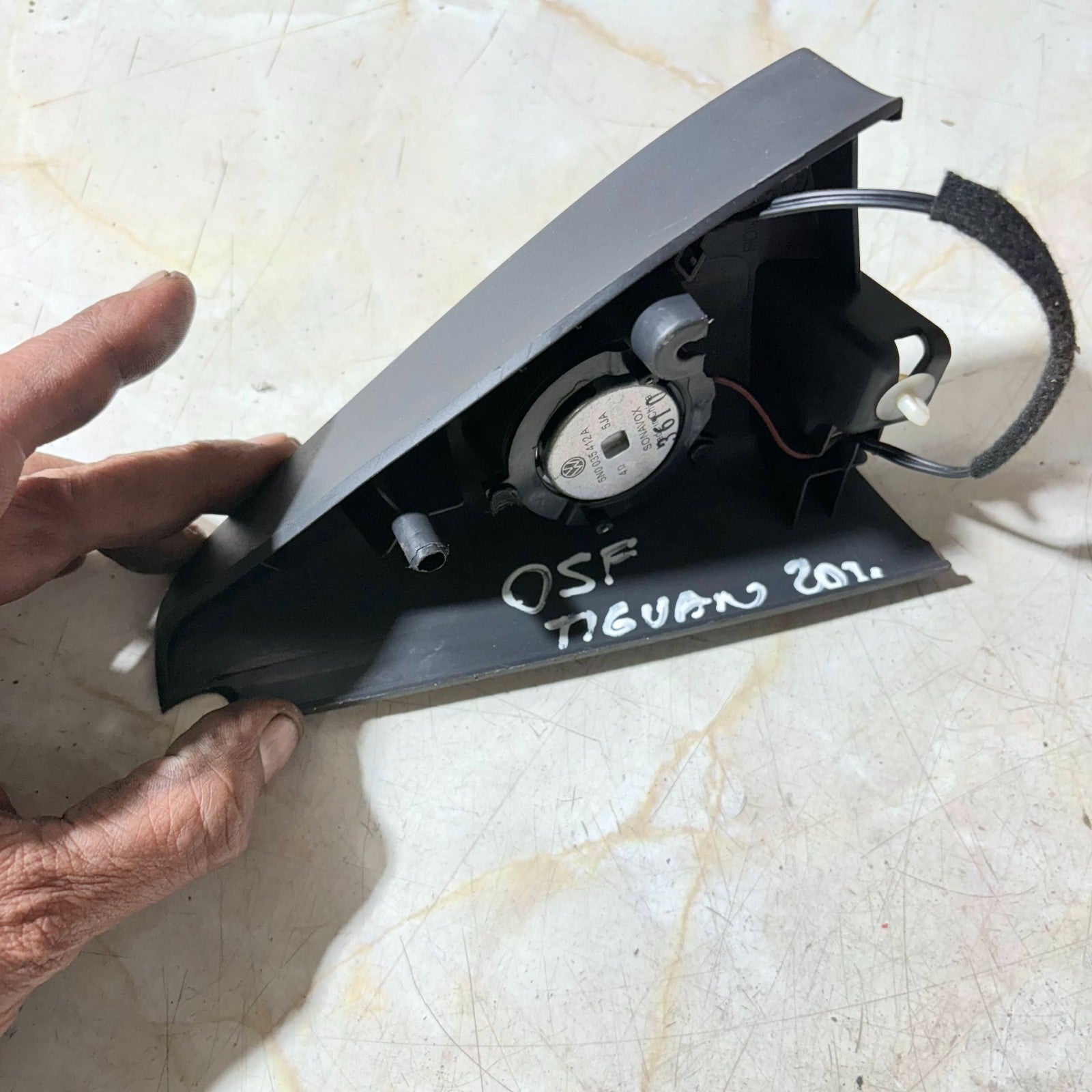 VW Tiguan 5N Mk1 Right Front Door Tweeter Speaker 5N0035412A 2007-2016
