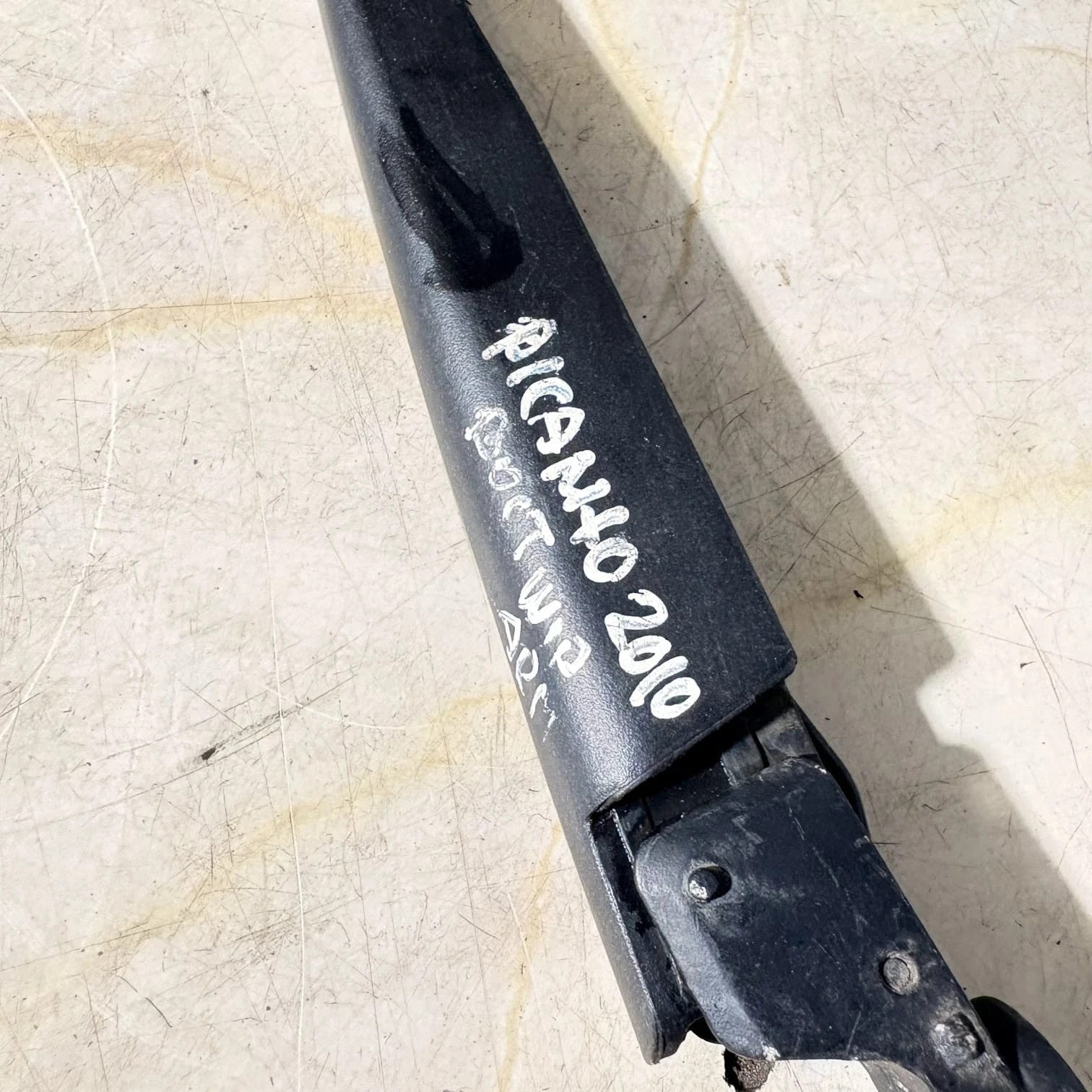PICANTO Wiper Arm Rear Windshield Wiper 1273395 93178858 OPEL ASTRA H 2010