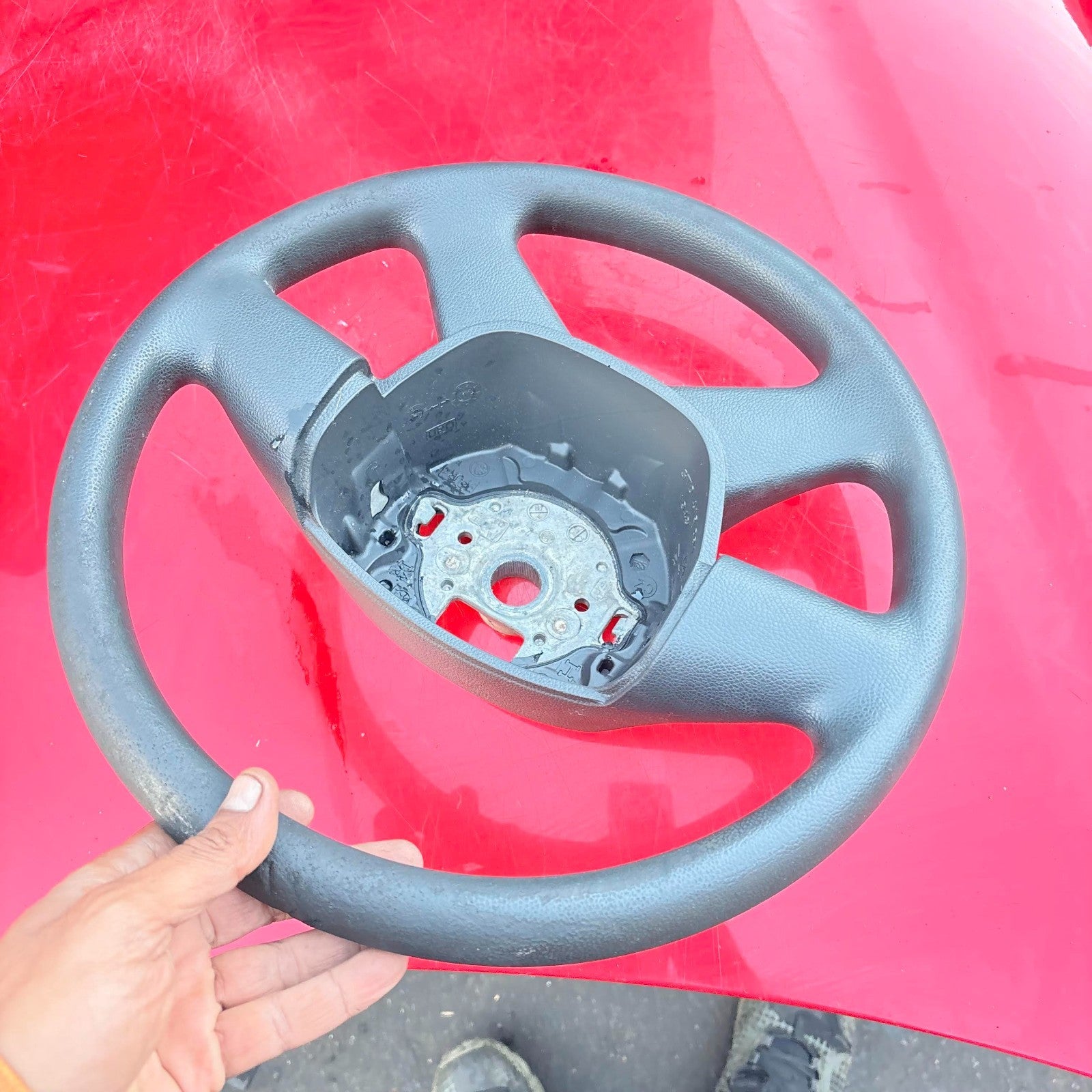 SKODA SUPERB STEERING WHEEL 4 SPOKE 3T0419091 2009