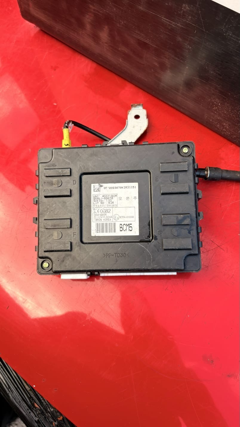 95400 B9510 97RA 010086 Hyundai Comfort Control Unit Module OE 2015