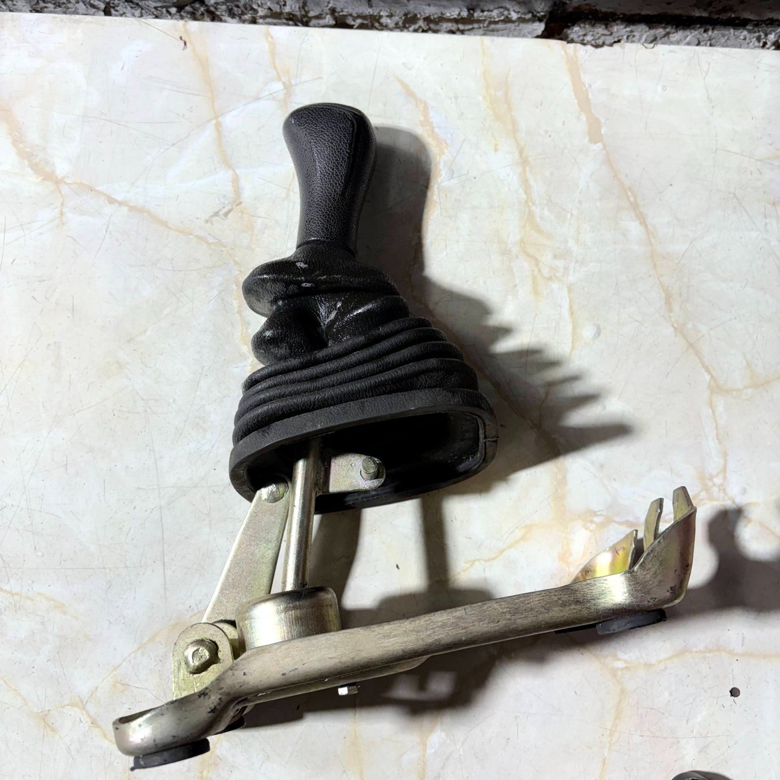 DFSK Loadhopper 1.3 2011-2014 5 Speed Gear Shifter Assembly 1703100 1001452T