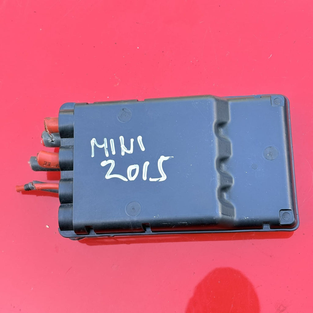 MINI Gen 3 Cooper/One F55 F56 F57 F54 B+ Junction Terminal 61149321022 2014-2021