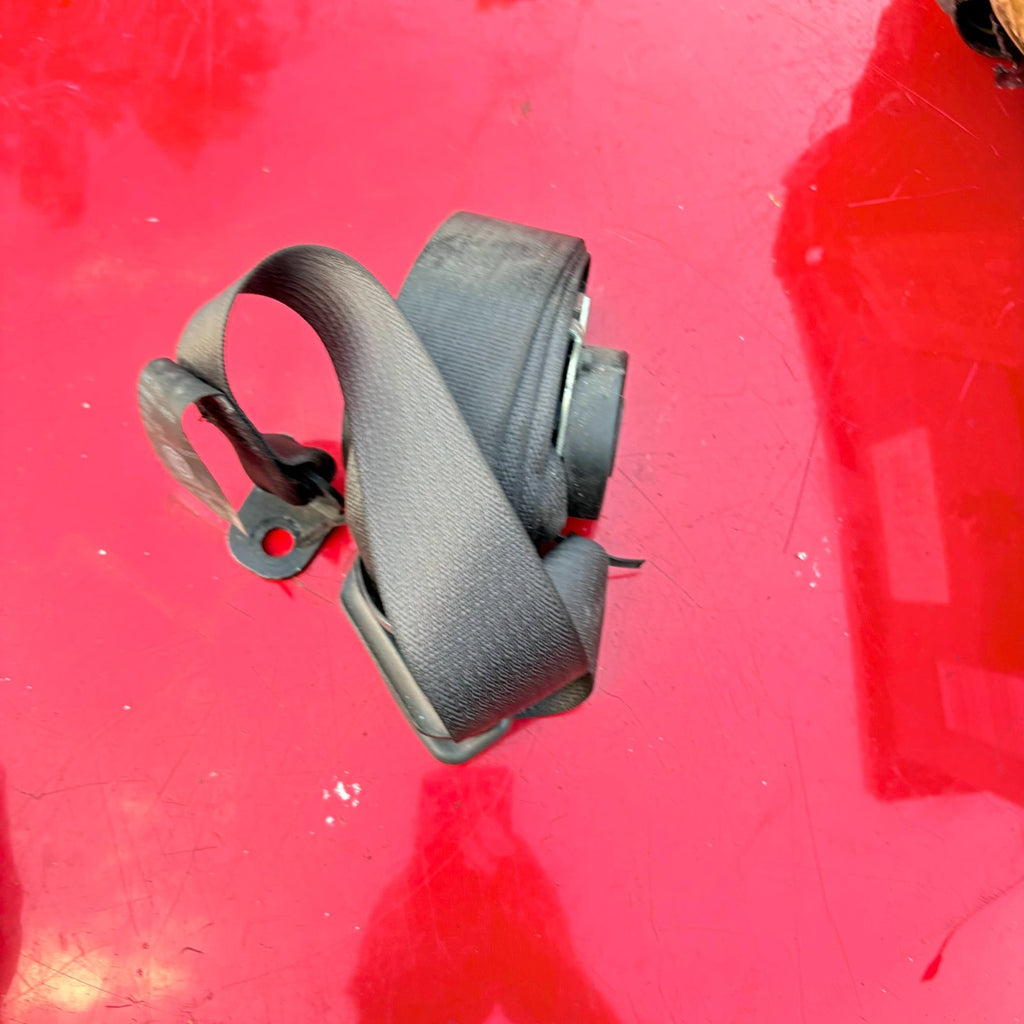 Vauxhall Astra 2010 Right Driver Offside Rear Seat Belt 36-741-6257