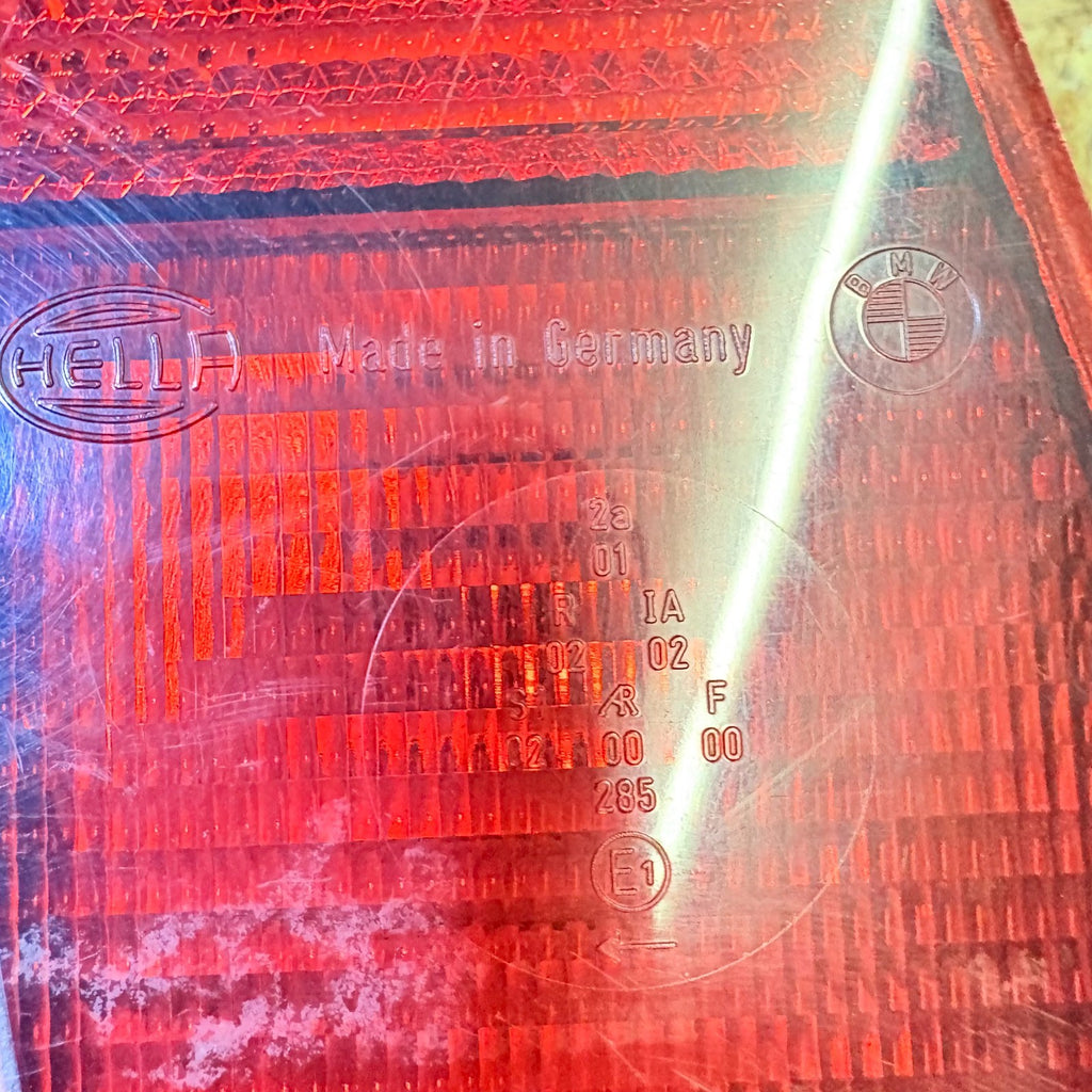 BMW 5 series 1995-2004 REAR RIGHT LIGHT CLUSTERS 146033.00