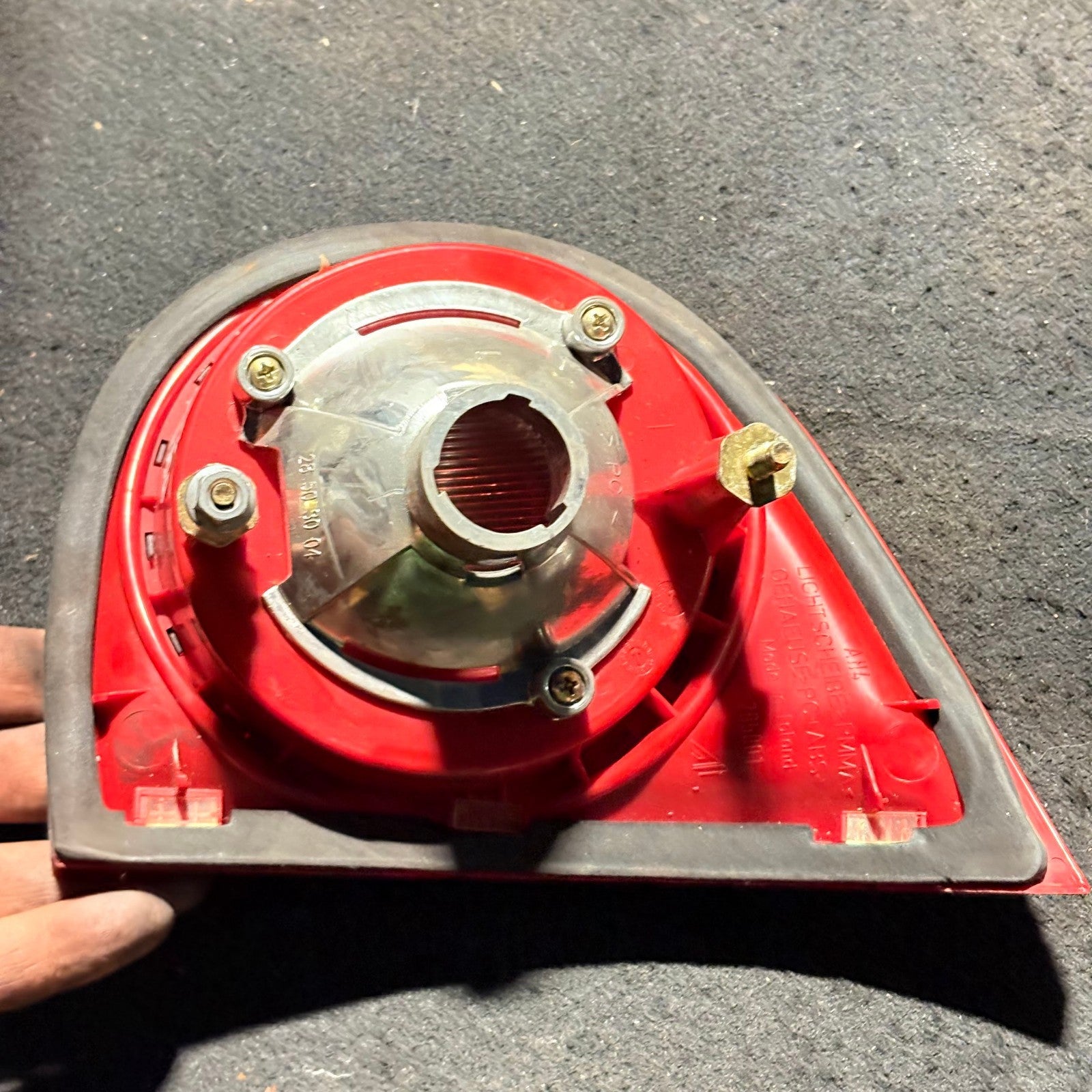 VW Golf Mk5 2004-2009 3/5 Door LHD Left Inner Tailgate Fog Light 1K6945093E