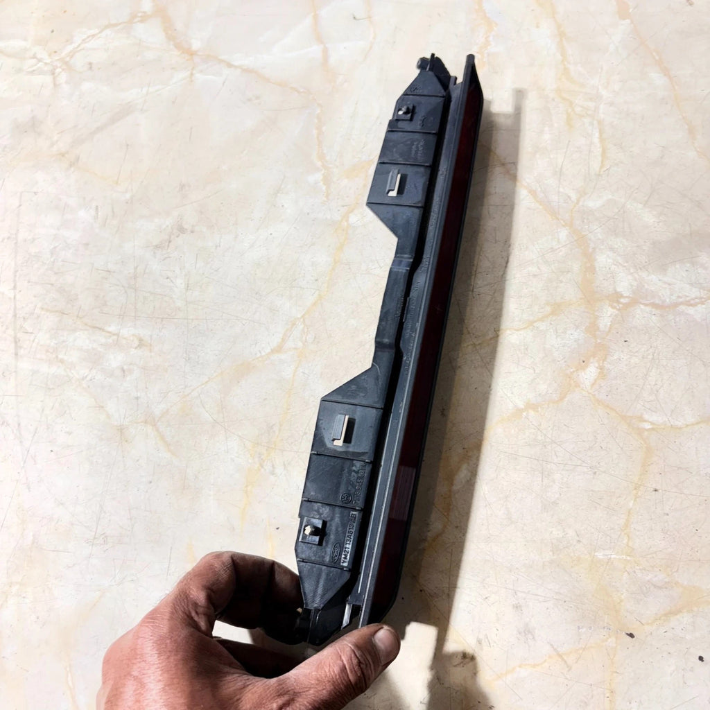SEAT ALHAMBRA 5 DOOR 2001-06 REAR HIGH LEVEL BRAKE LIGHT YM2113A613AB