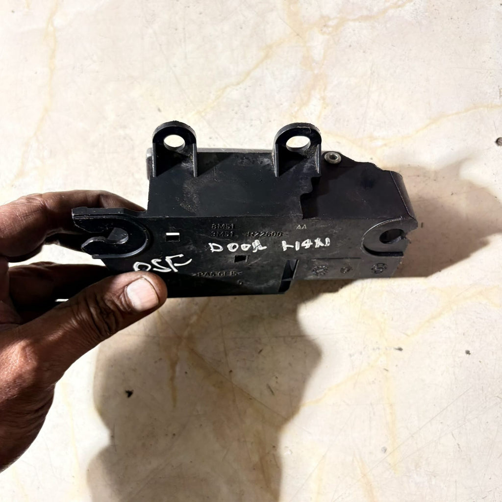 FORD FOCUS MK2 2012 OS INTERIOR DOOR HANDLE-DRIVER FRONT 3M51R22600 OSF
