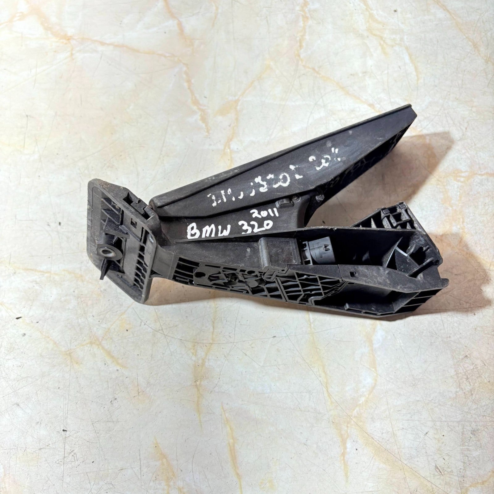 011-2016 BMW 3 SERIES 320 THROTTLE ACCELERATOR PEDAL