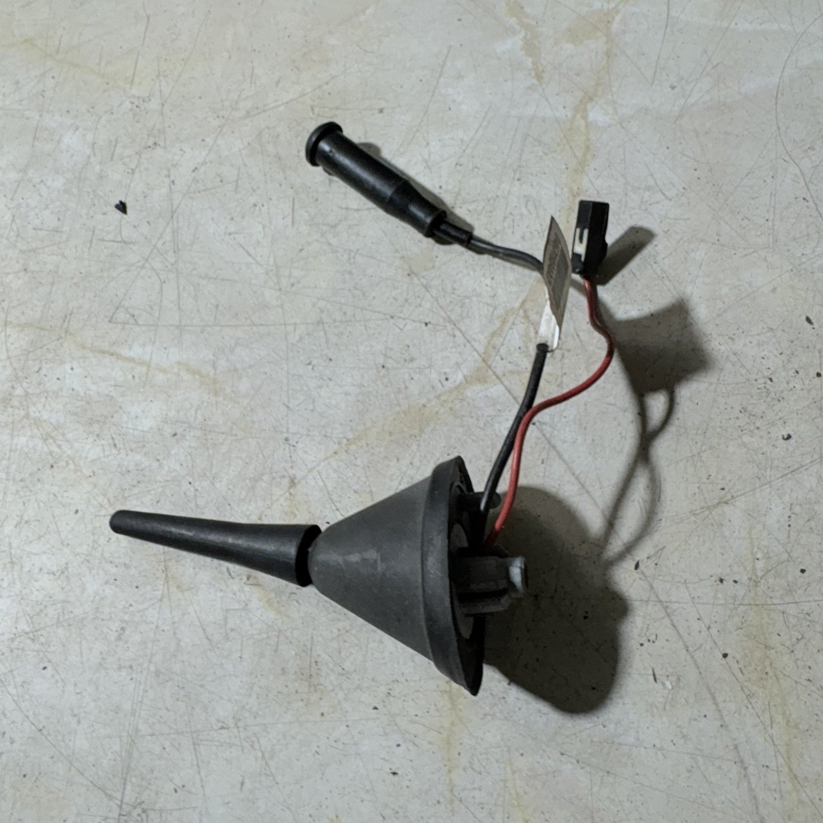 Jeep Patriot MK1 2007-2012D Roof Aerial Antenna 04671904ad