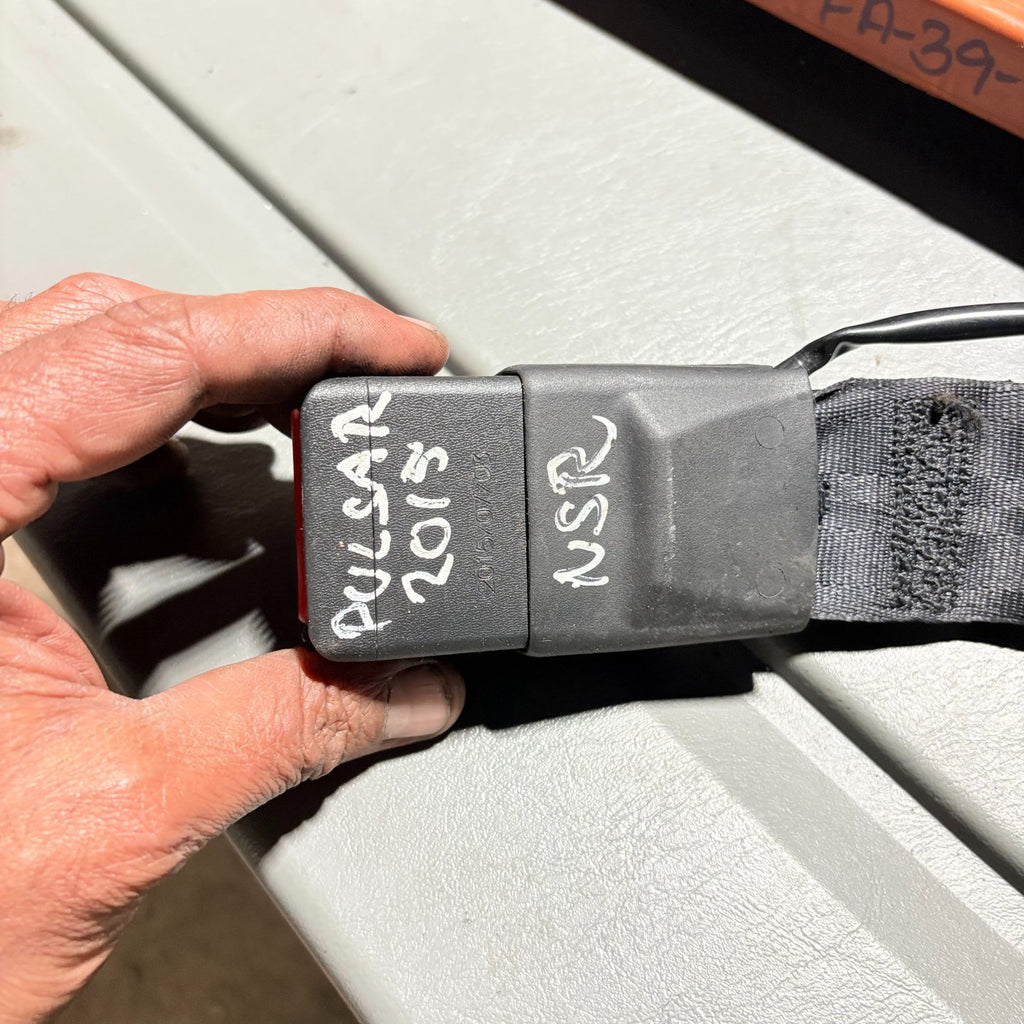 Nissan Pulsar 2014-2019 Rear Left Passenger Side Seat Belt Buckle