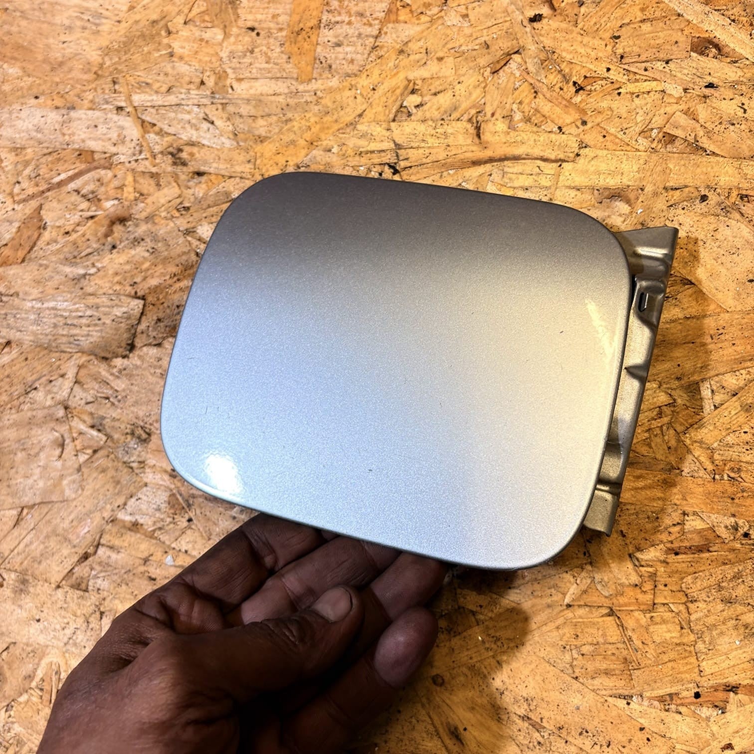 Audi A3 8L Hatchback Fuel Filler Flap Door Cover Silver 8L0010141T 1996-2003